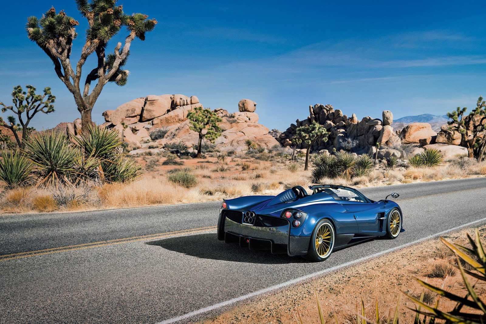 Pagani-Huayra-Roadster-2