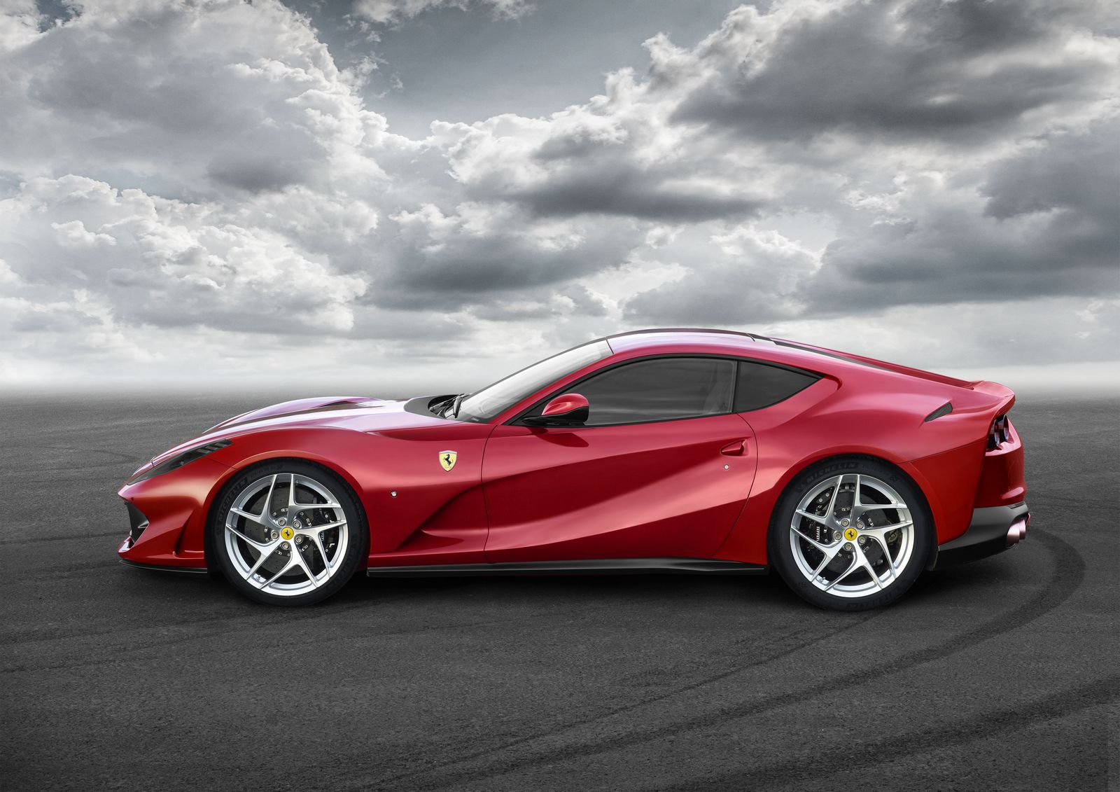 Ferrari 812 Superfast -2