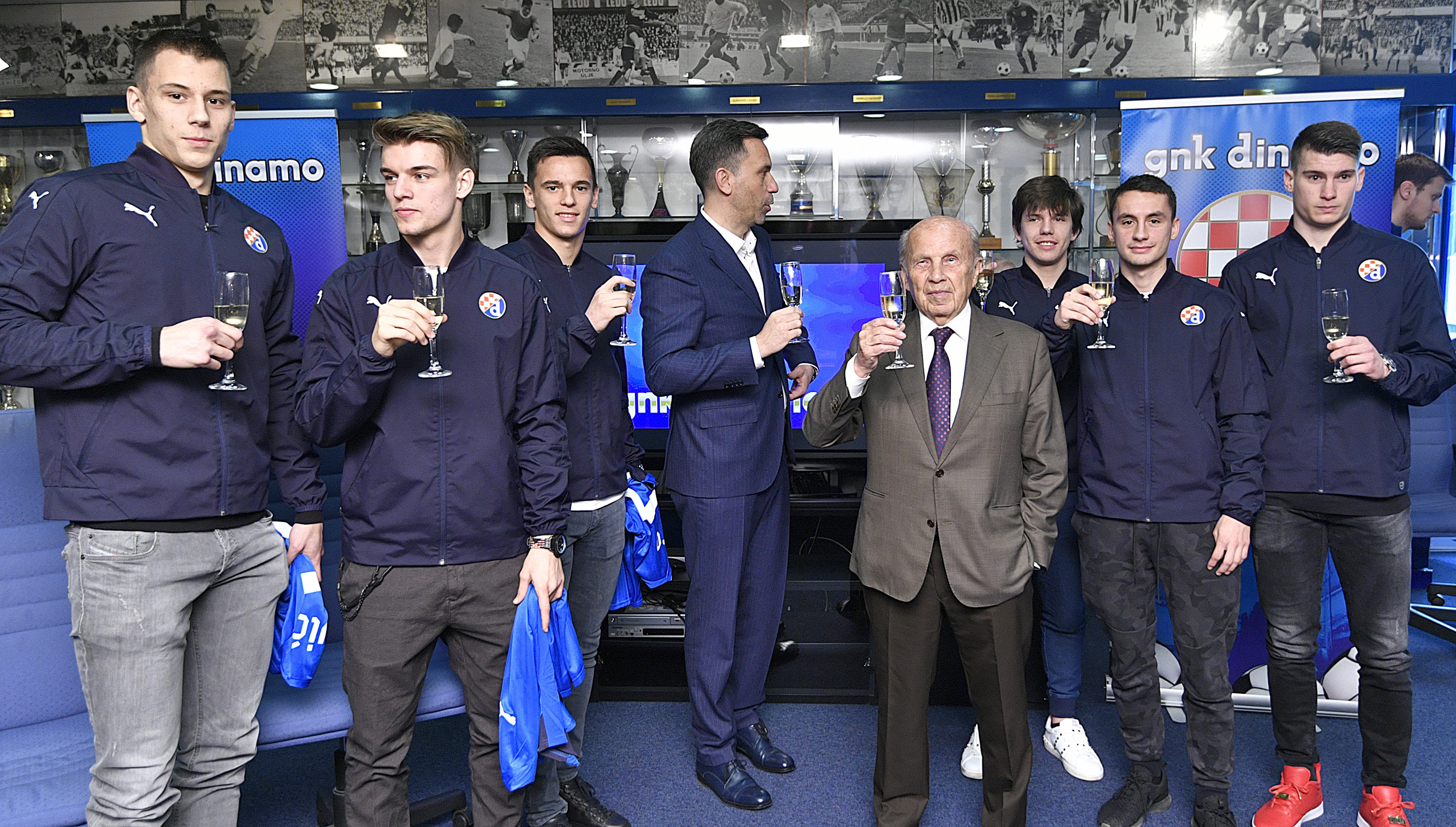 dinamo_press8-220217