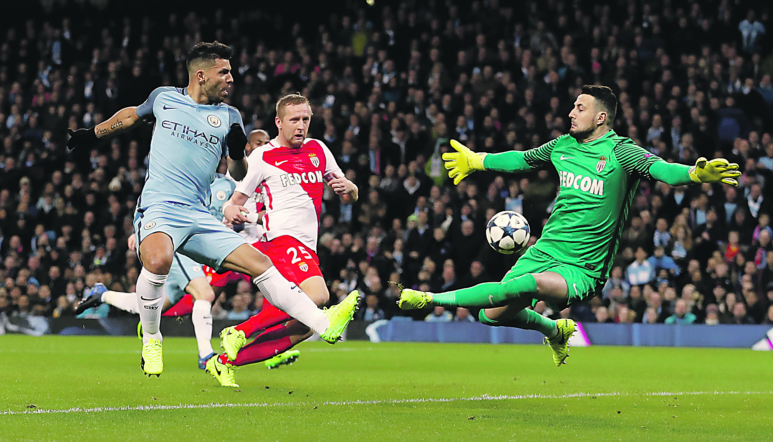 2017-02-21T201244Z_130709564_MT1ACI14755249_RTRMADP_3_SOCCER-CHAMPIONS-MCI-AMO_copy