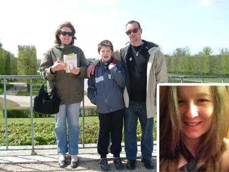 Brigitte, Sébastien i Pascal Troadec, u kutu dolje desno: Charlotte Troadec