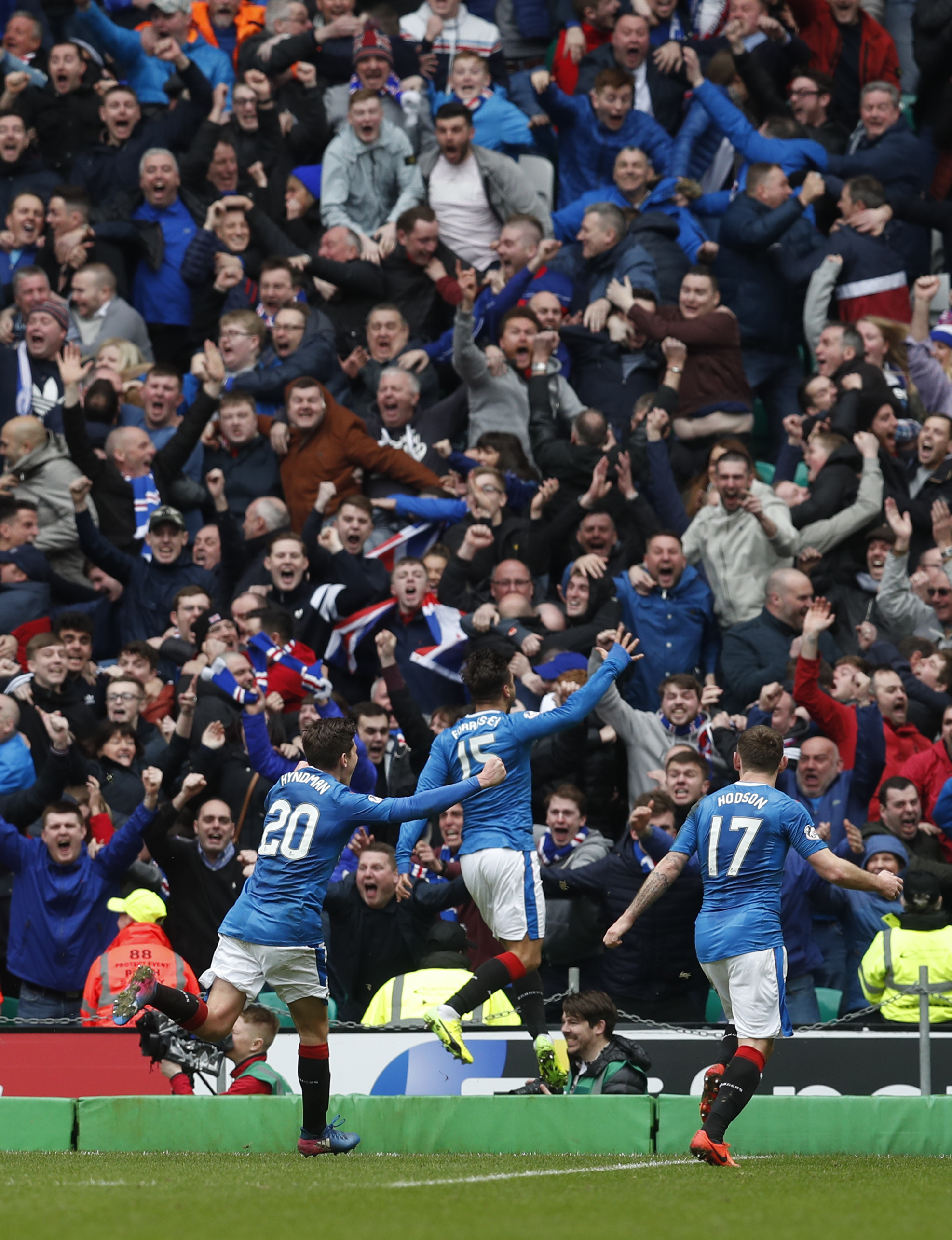 2017-03-12T140438Z_132329078_MT1ACI14764495_RTRMADP_3_SOCCER-SCOTLAND-CLG-RFC