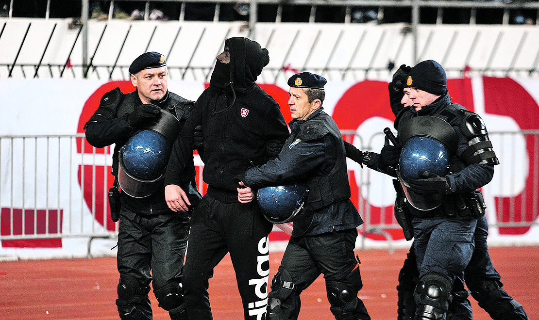 112215-144210-torcida_navijac3-110317