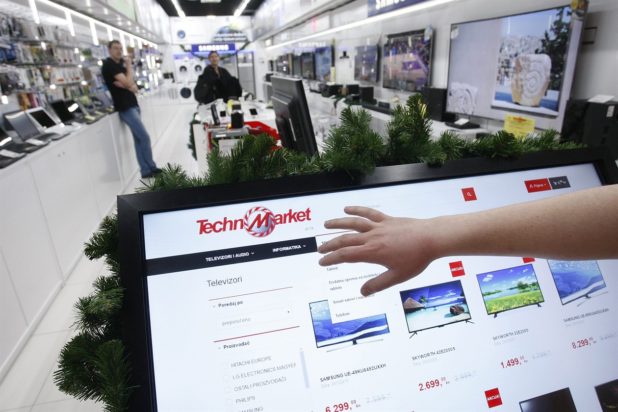 technomarket10-131216-1