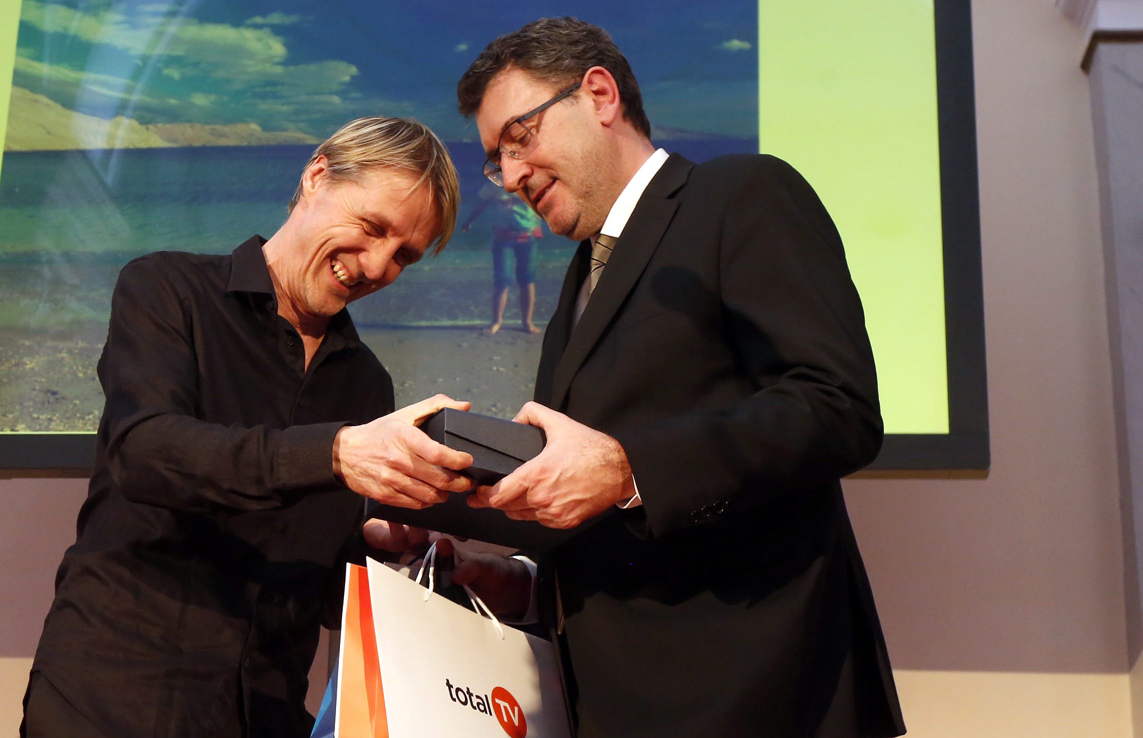 Damir Hoyka, Phillip Benoit, amabasador Belgije