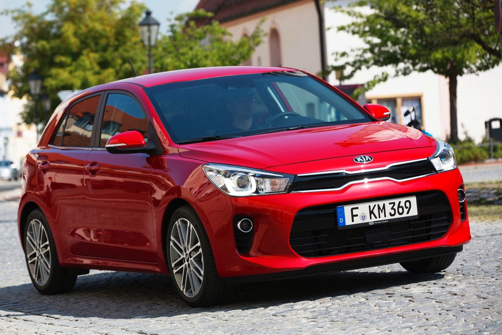 Kia-Rio-2017-1600-02