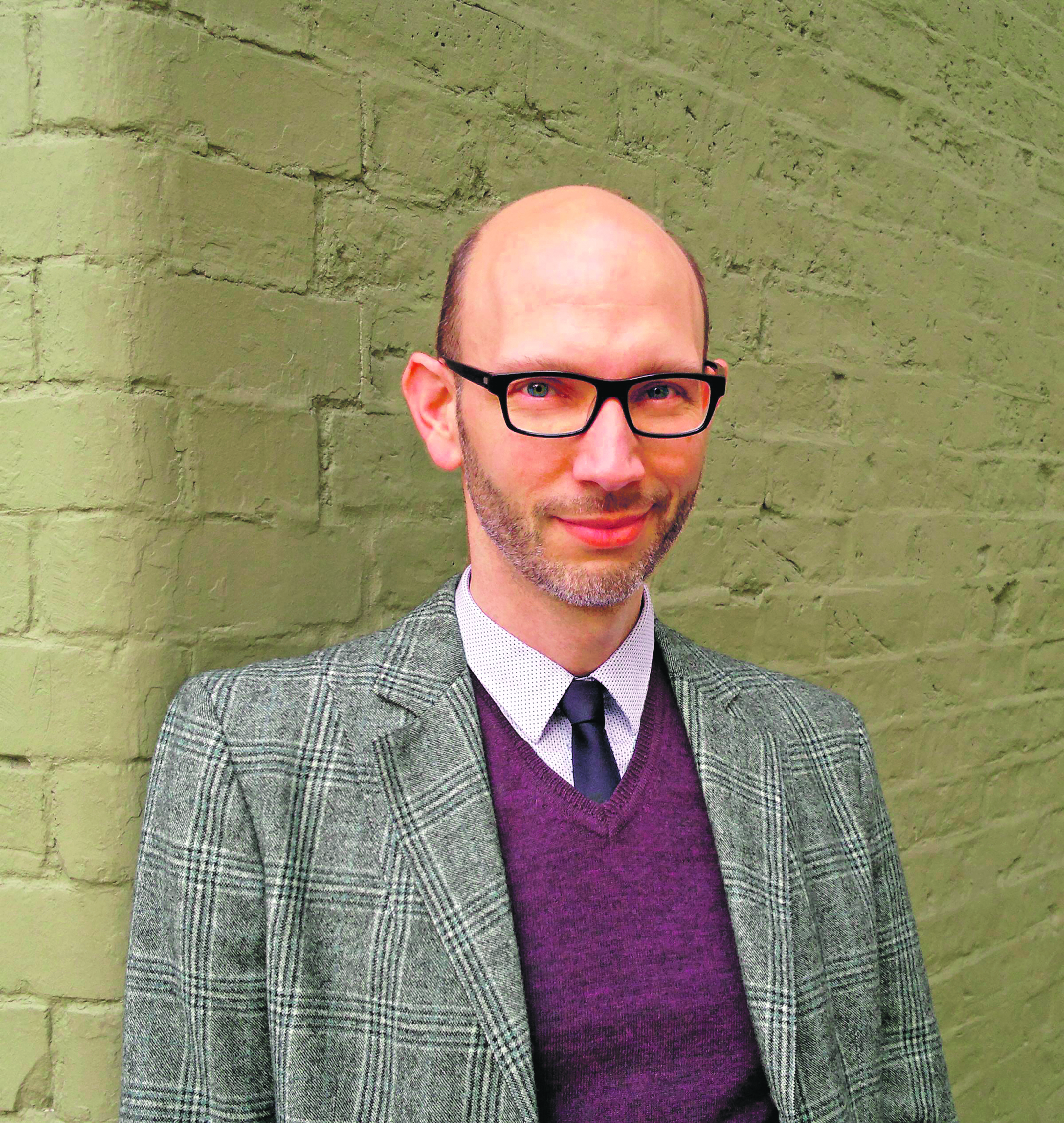 114408-146749-WALTER_PORTRAIT