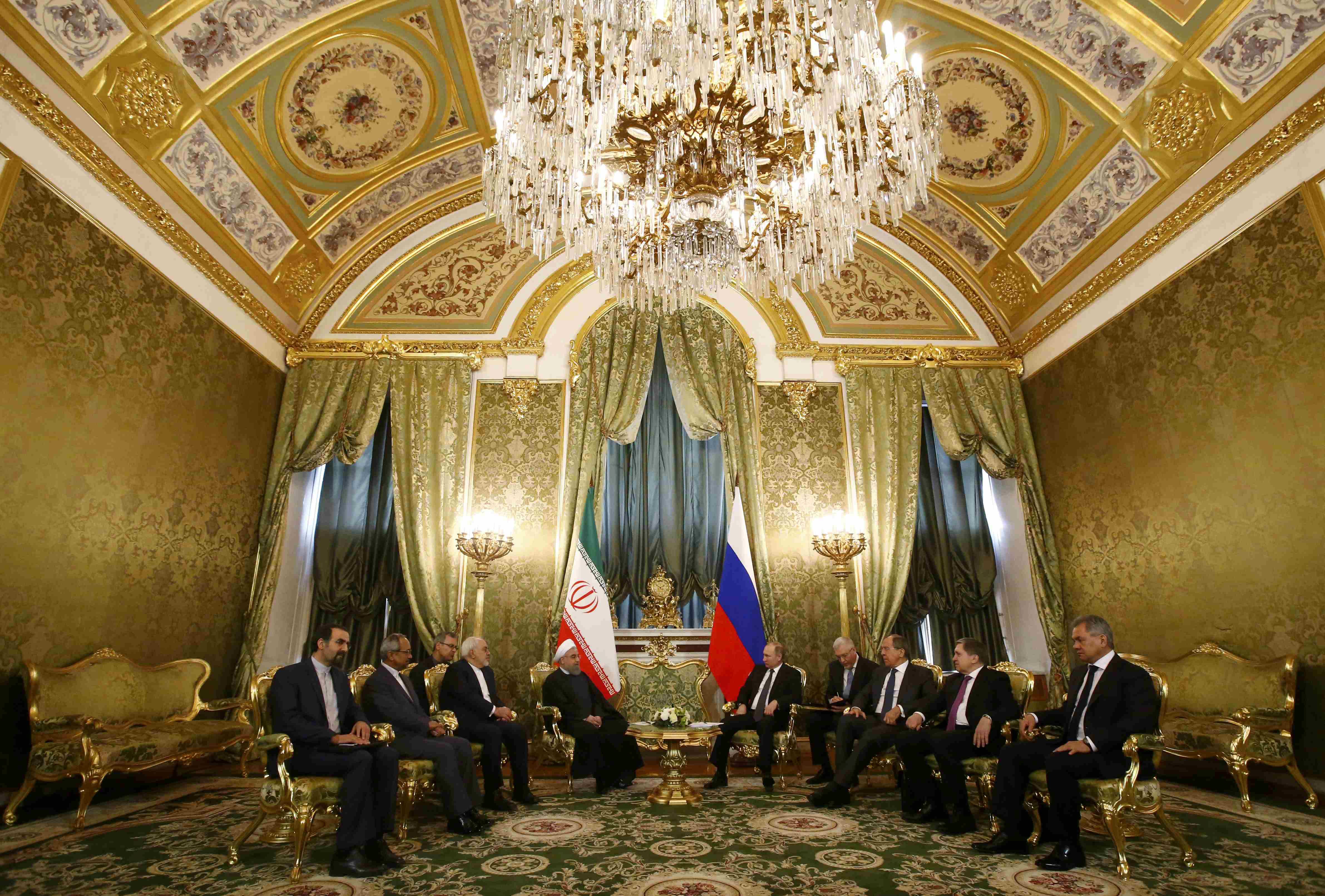 2017-03-28T111806Z_614009822_LR1ED3S0VDUC8_RTRMADP_3_RUSSIA-IRAN-ROUHANI