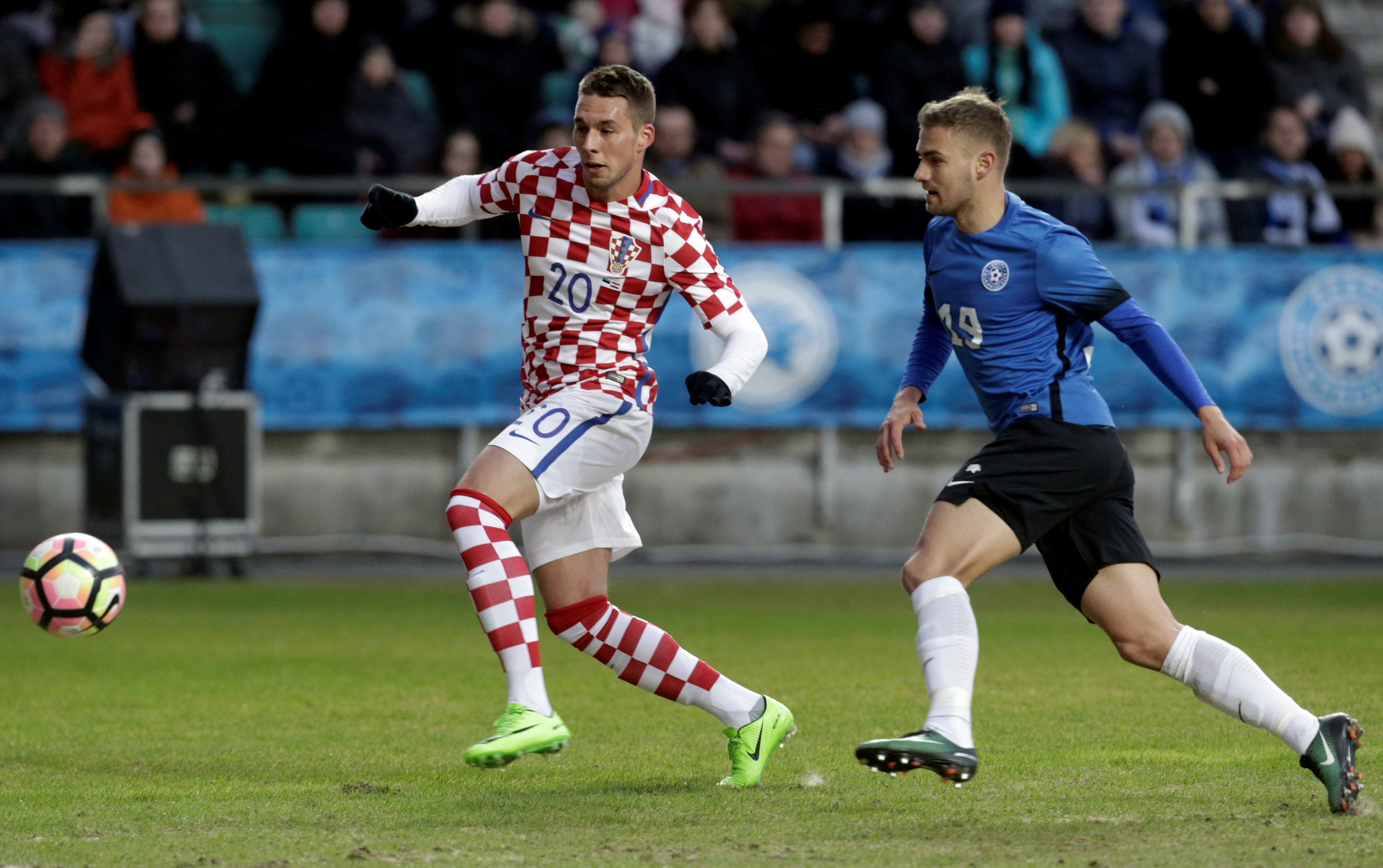 2017-03-28T170540Z_808441017_RC18E31D77D0_RTRMADP_3_SOCCER-FRIENDLY-EST-CRO