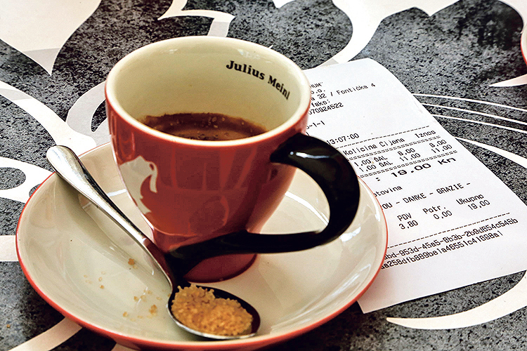 115123-147781-turizam_teras