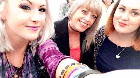 Brogan, Deborah i Taylia