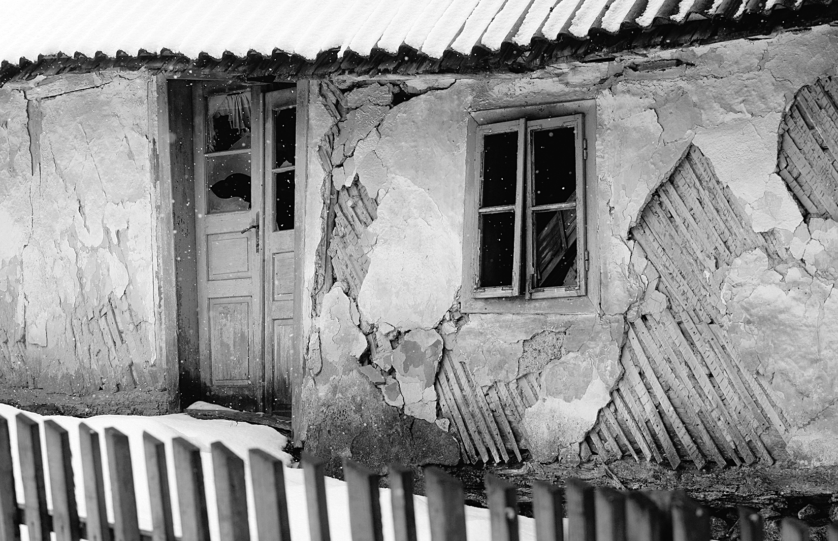 115909-148577-gospic_fasade10-200212