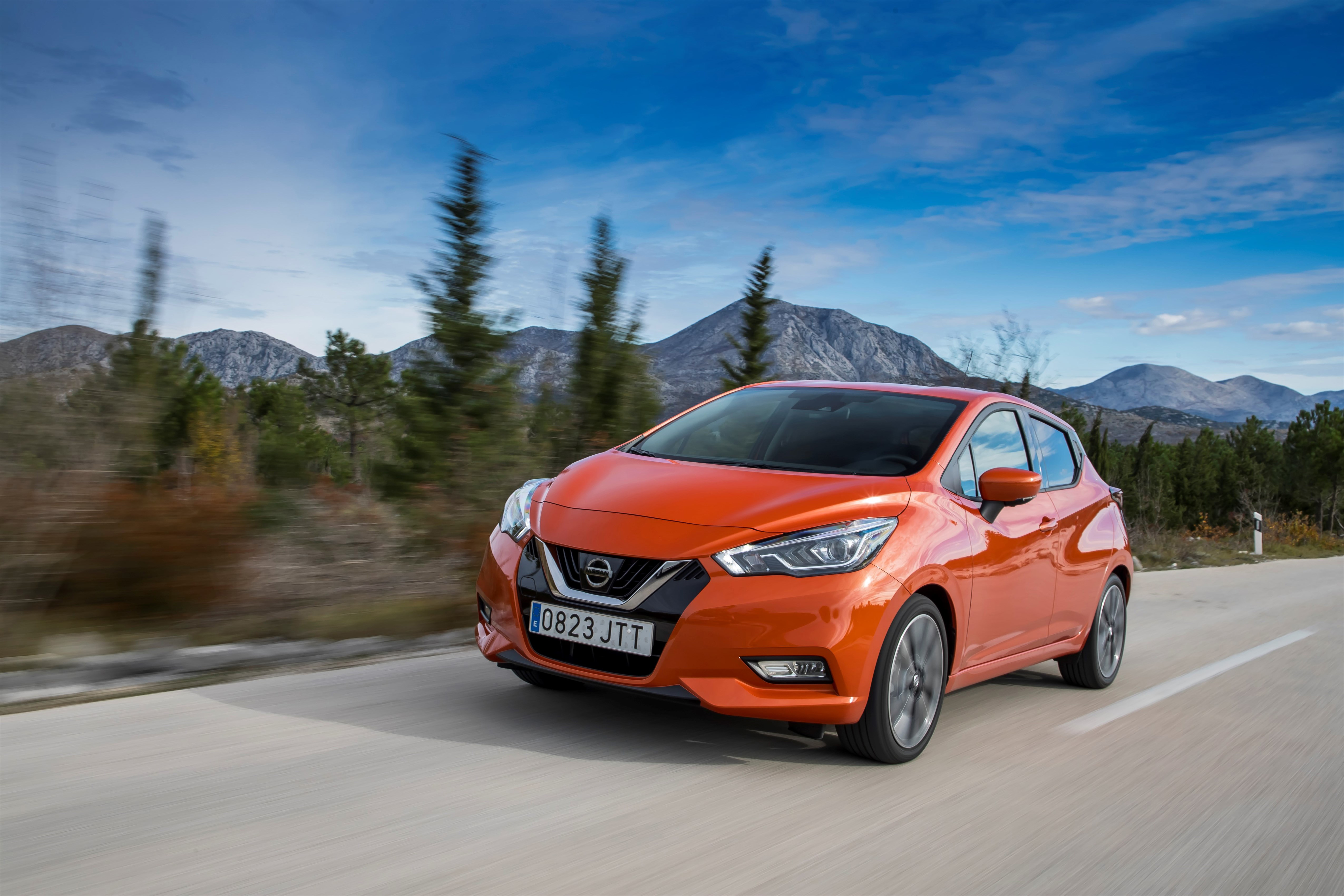 426169315_All_New_Nissan_Micra_Energy_Orange