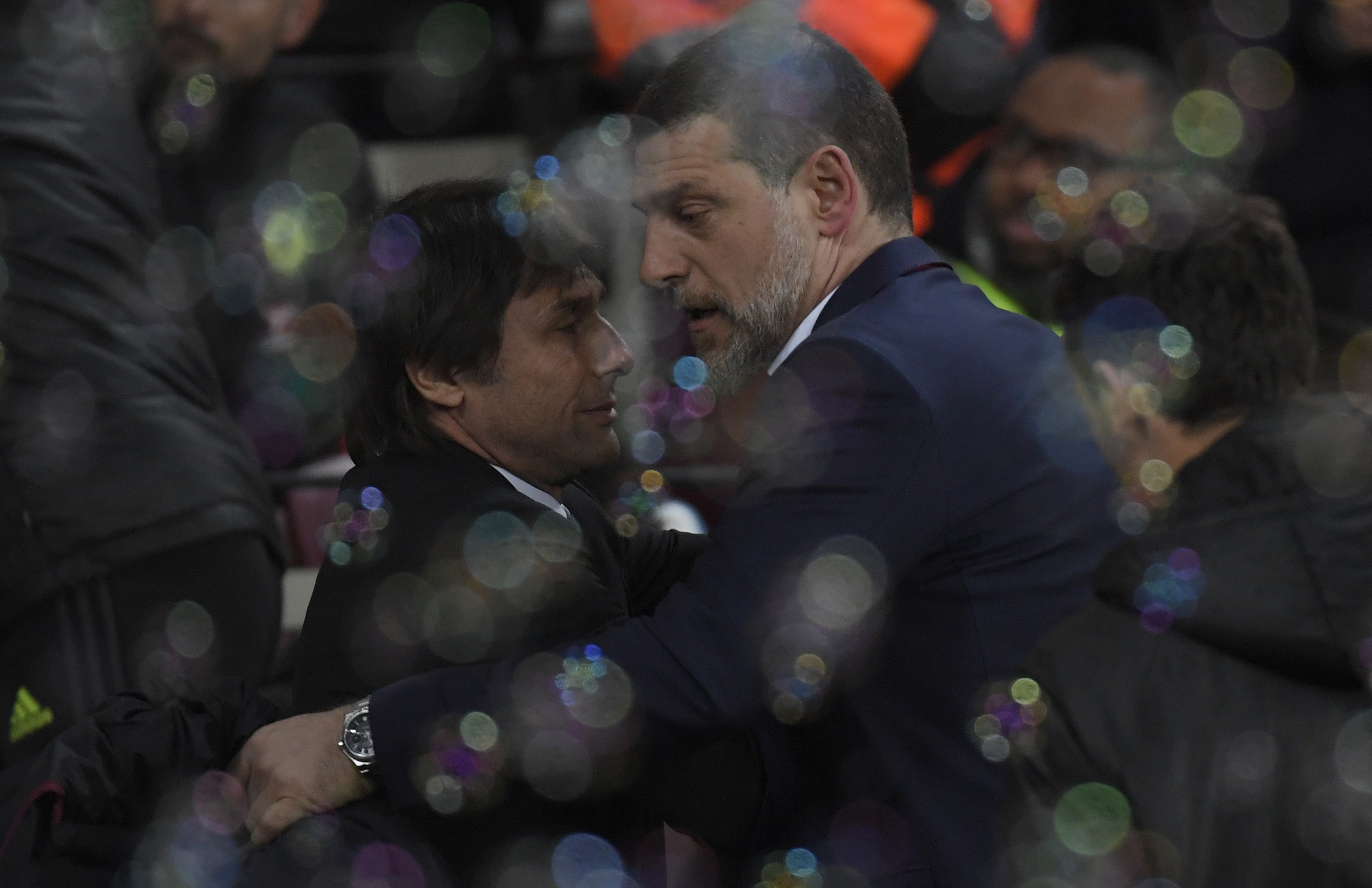 2017-03-06T200335Z_131832215_MT1ACI14761823_RTRMADP_3_SOCCER-ENGLAND-WHU-CHE