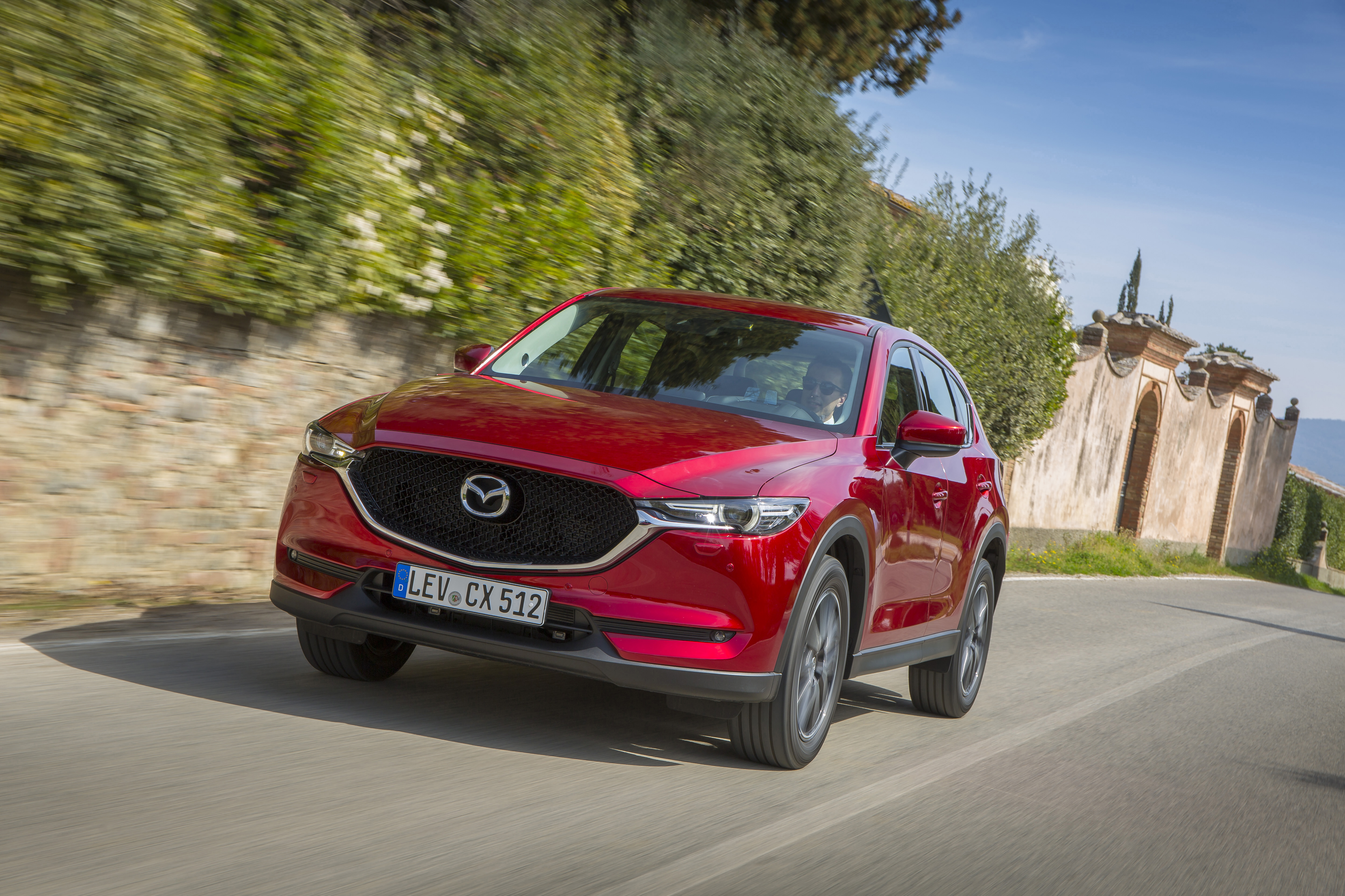  All-newCX-5_Italy2017_Action_14