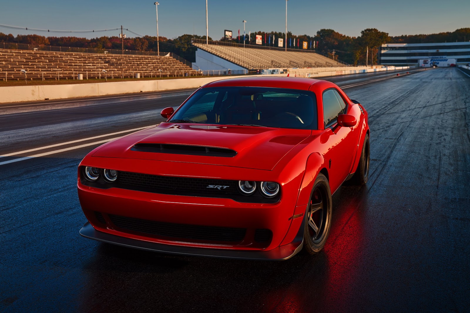 2018-Dodge-Challenger-Demon-10