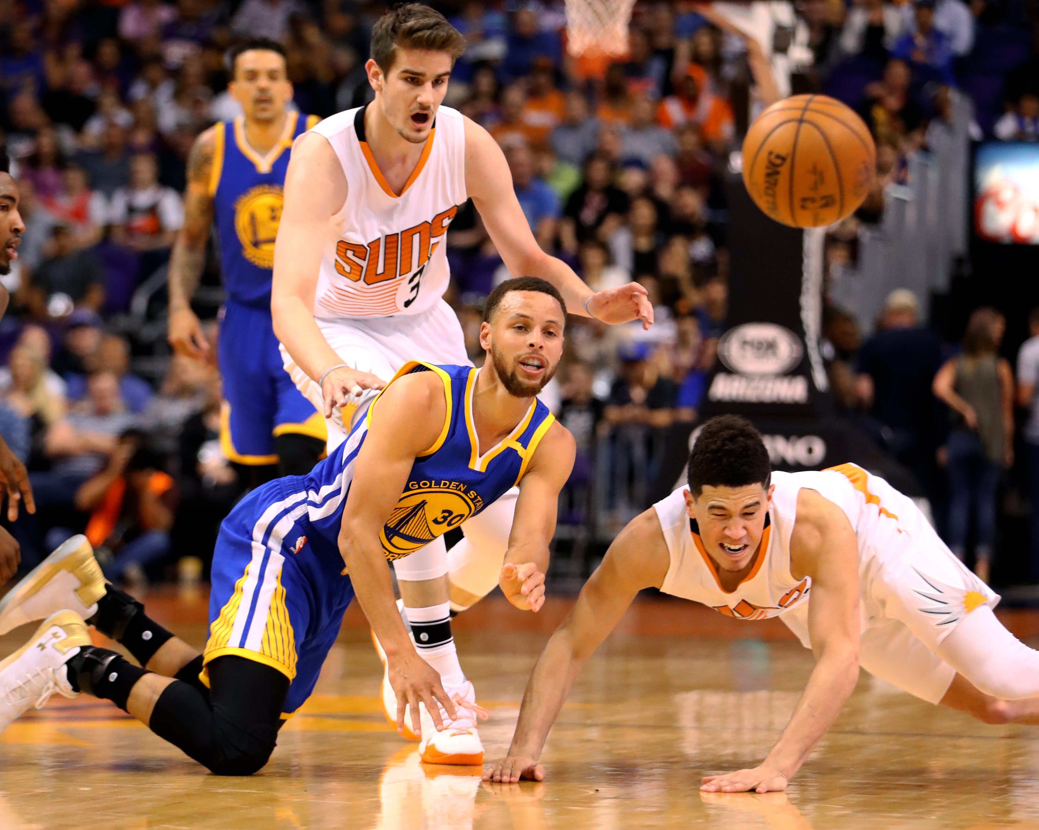 Dragan Bender, Steph Curry i Devin Booker