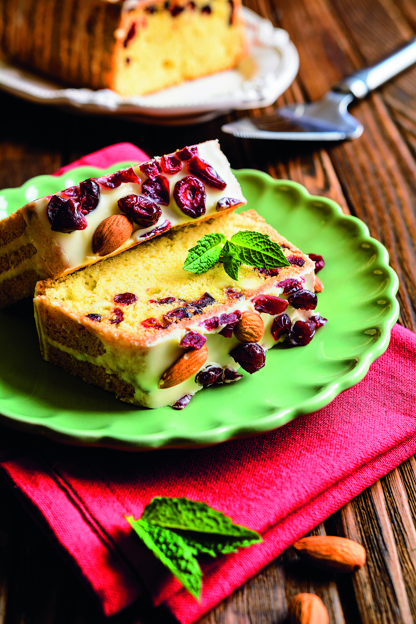 kolac-sa-suhim-vocem