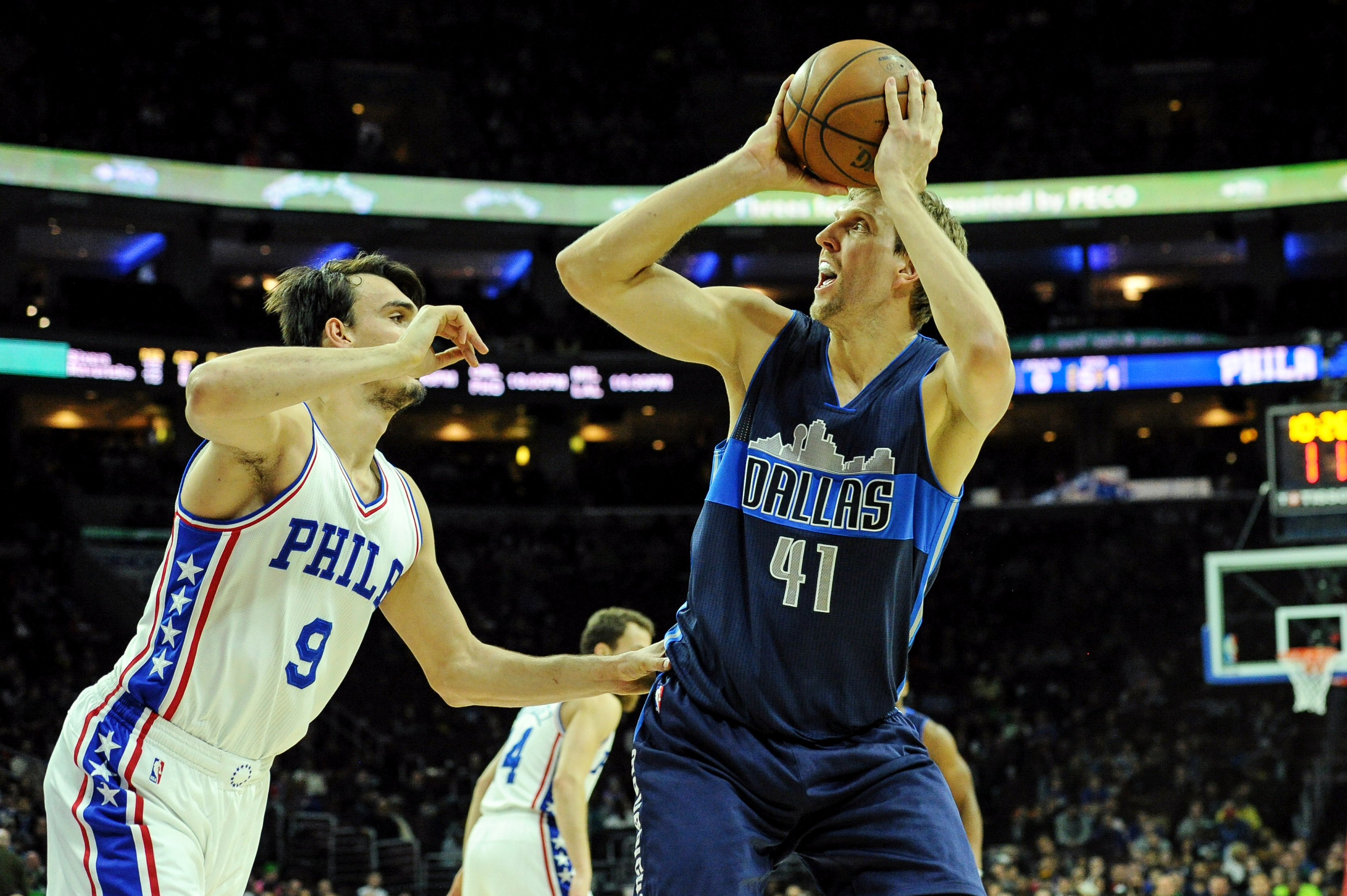 2017-03-18T020357Z_1463015625_NOCID_RTRMADP_3_NBA-DALLAS-MAVERICKS-AT-PHILADELPHIA-76ERS