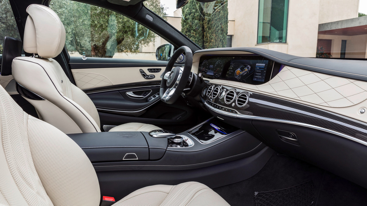 2018-merbbcedes-amg-s63-sedan