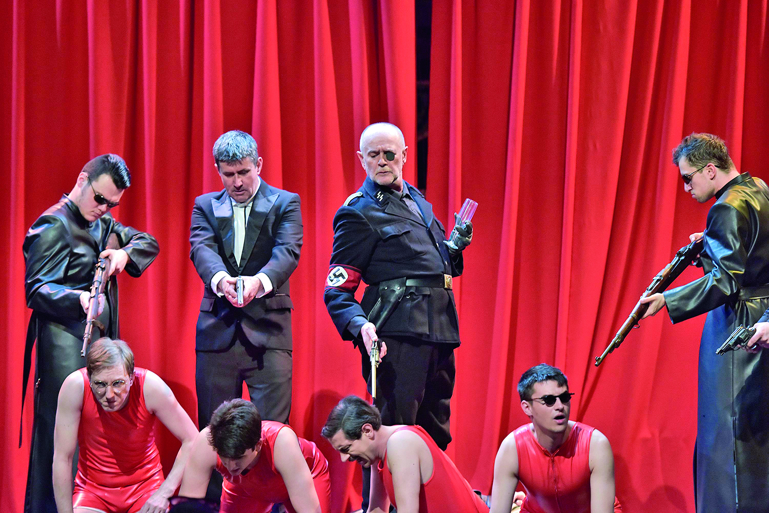 119670-153513-predstava_kerempuh17-140417