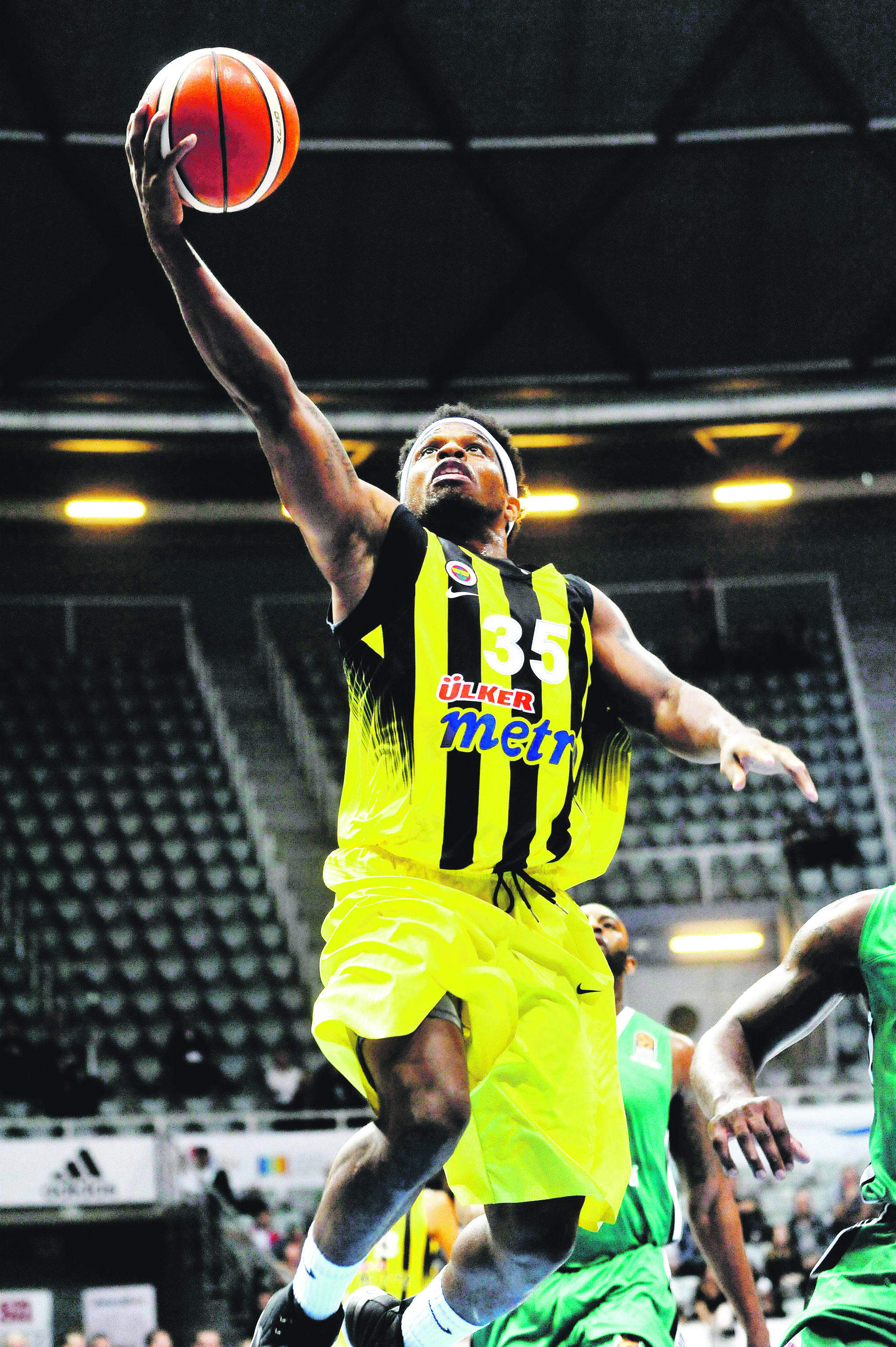 fenerbahce_darussafaka14-25_copy
