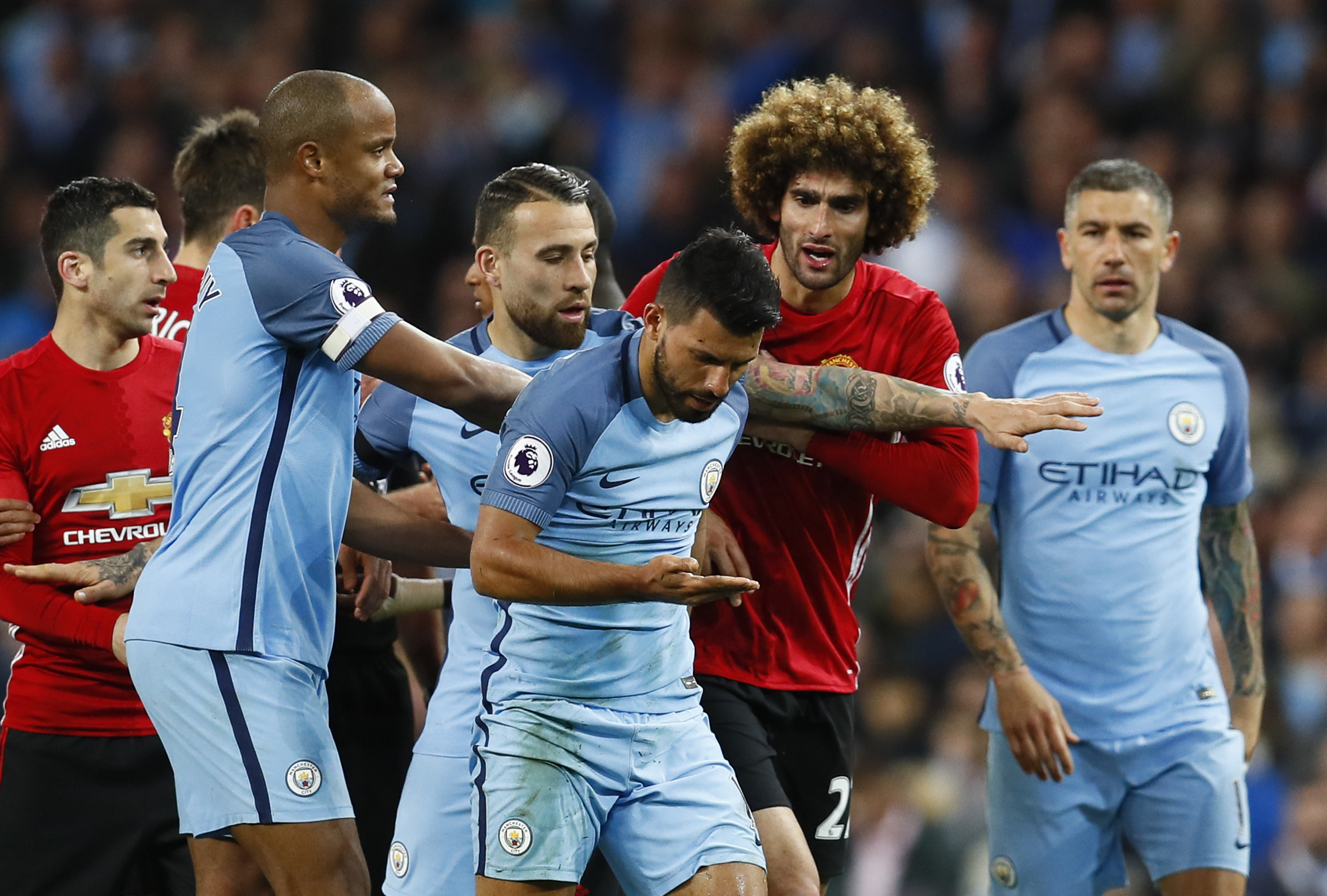 2017-04-27T204632Z_136327592_MT1ACI14785551_RTRMADP_3_SOCCER-ENGLAND-MCI-MUN