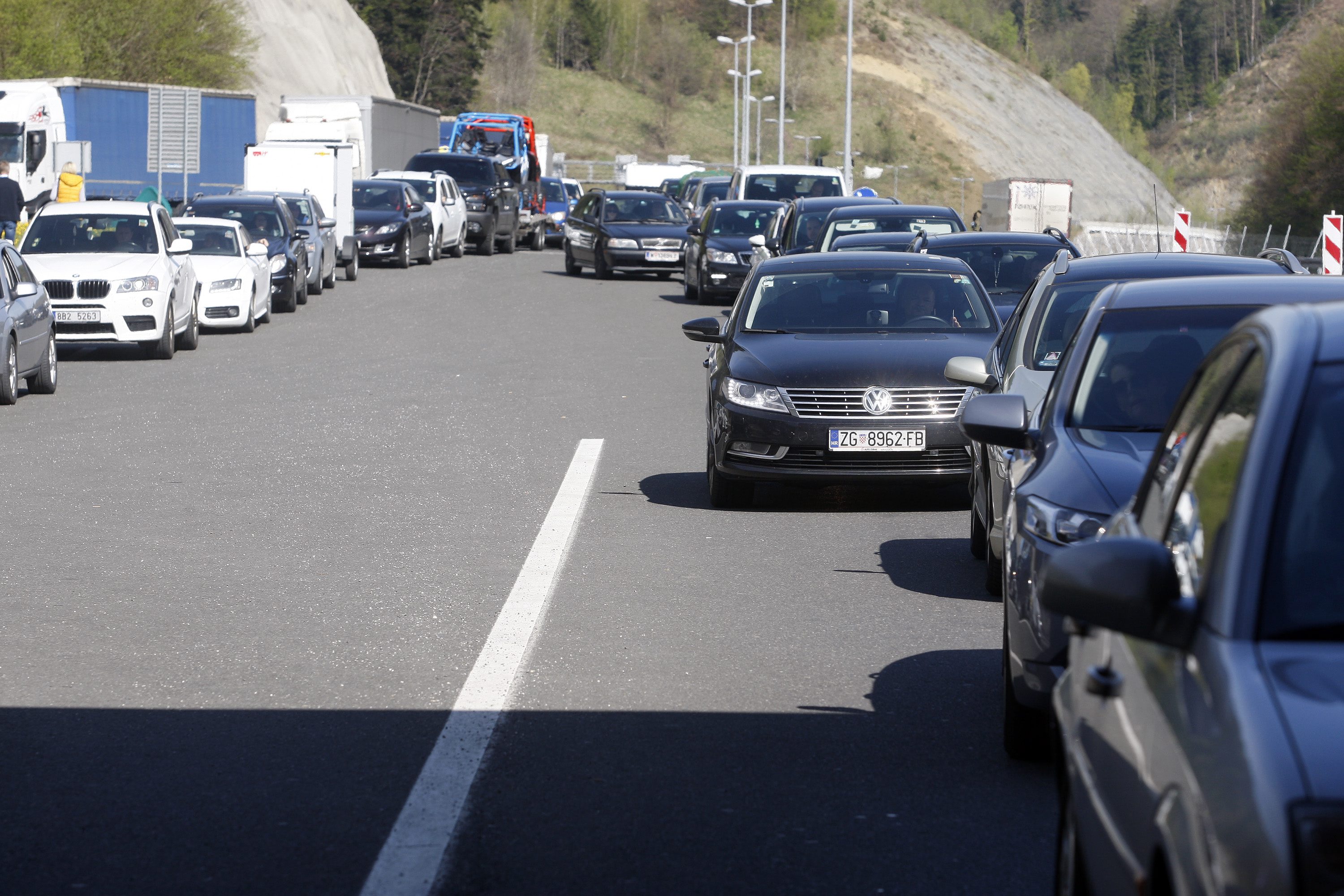 granica_macelj17-070417