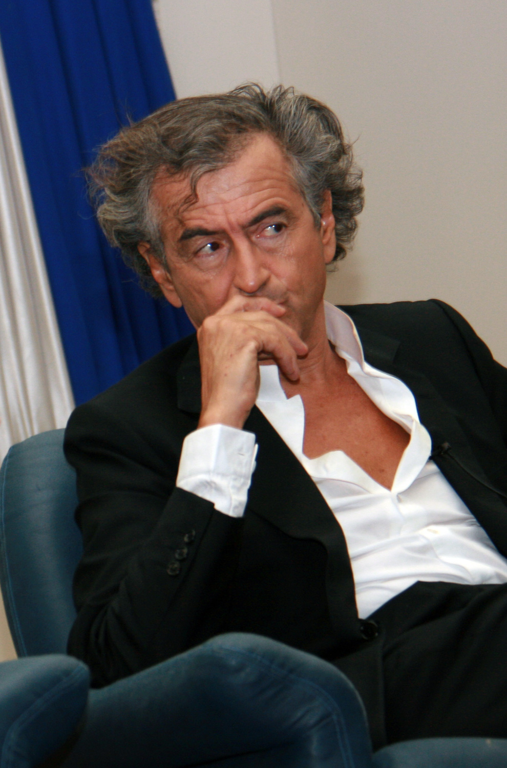 Bernard-Henri_Lévy-tau-1
