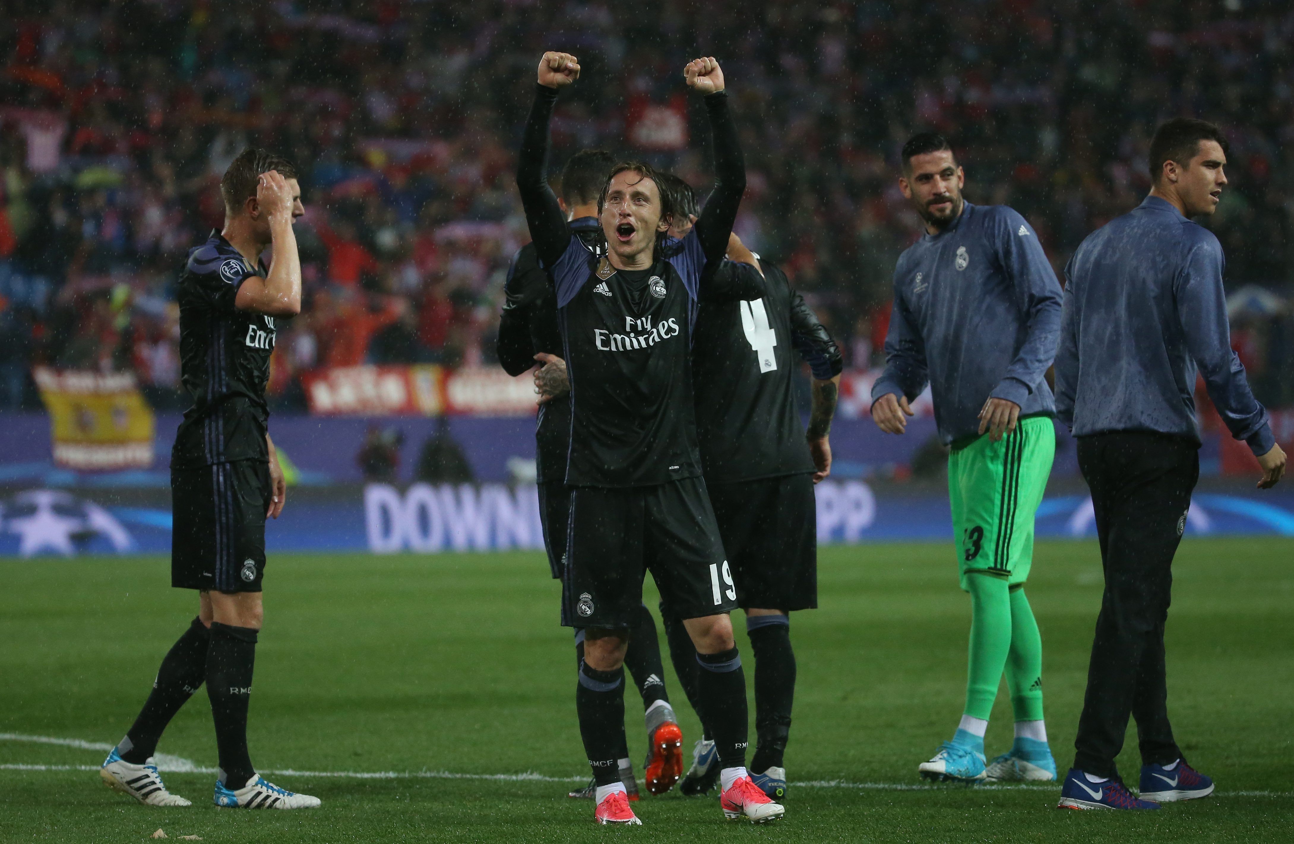 2017-05-10T205013Z_137451013_MT1ACI14791459_RTRMADP_3_SOCCER-CHAMPIONS-ATM-MAD