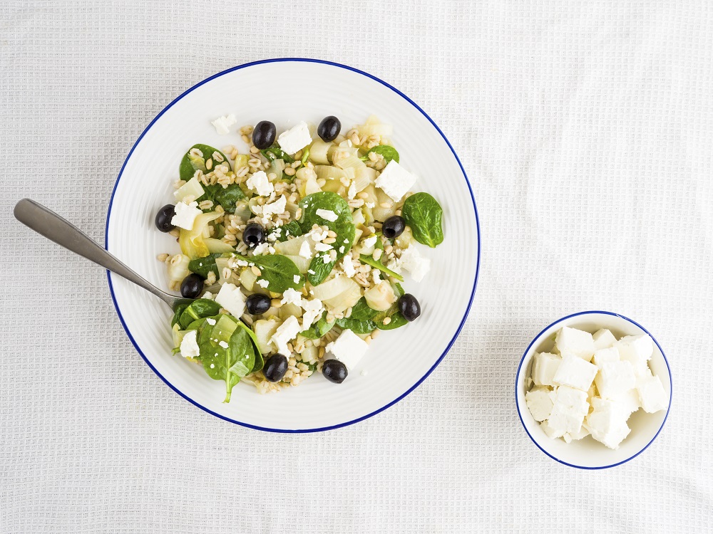 Salata s maslinama i feta sirom