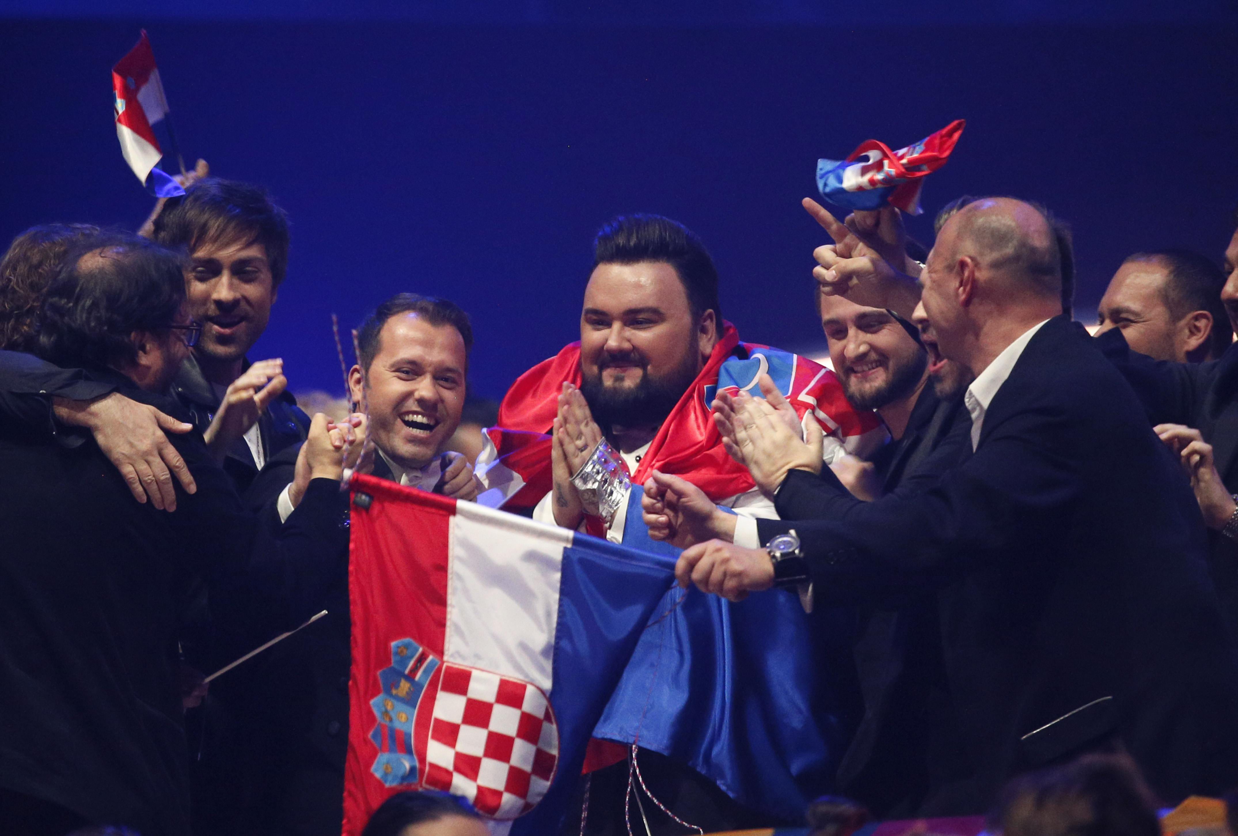 2017-05-11T211007Z_1579126589_UP1ED5B1MSUB9_RTRMADP_3_MUSIC-EUROVISION