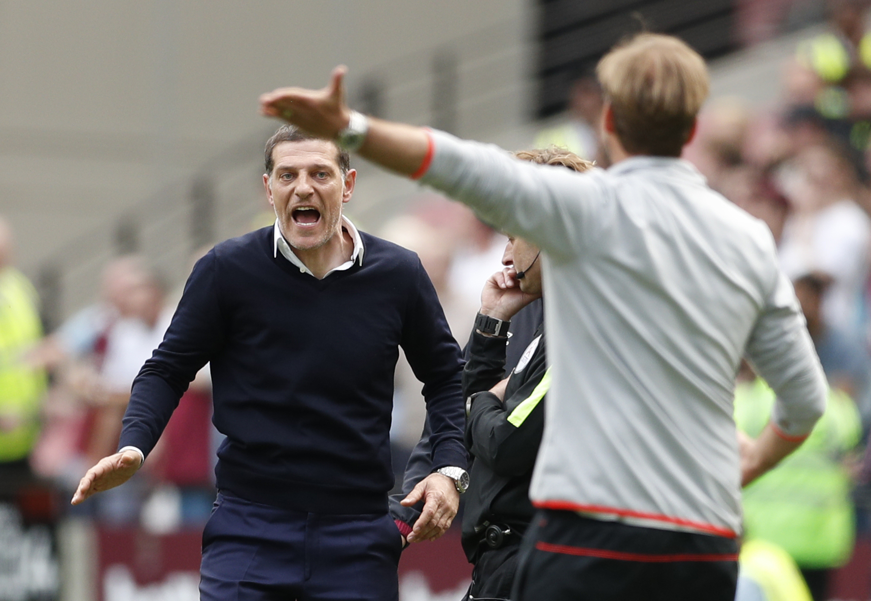 2017-05-14T143911Z_137774351_MT1ACI14793559_RTRMADP_3_SOCCER-ENGLAND-WHU-LIV