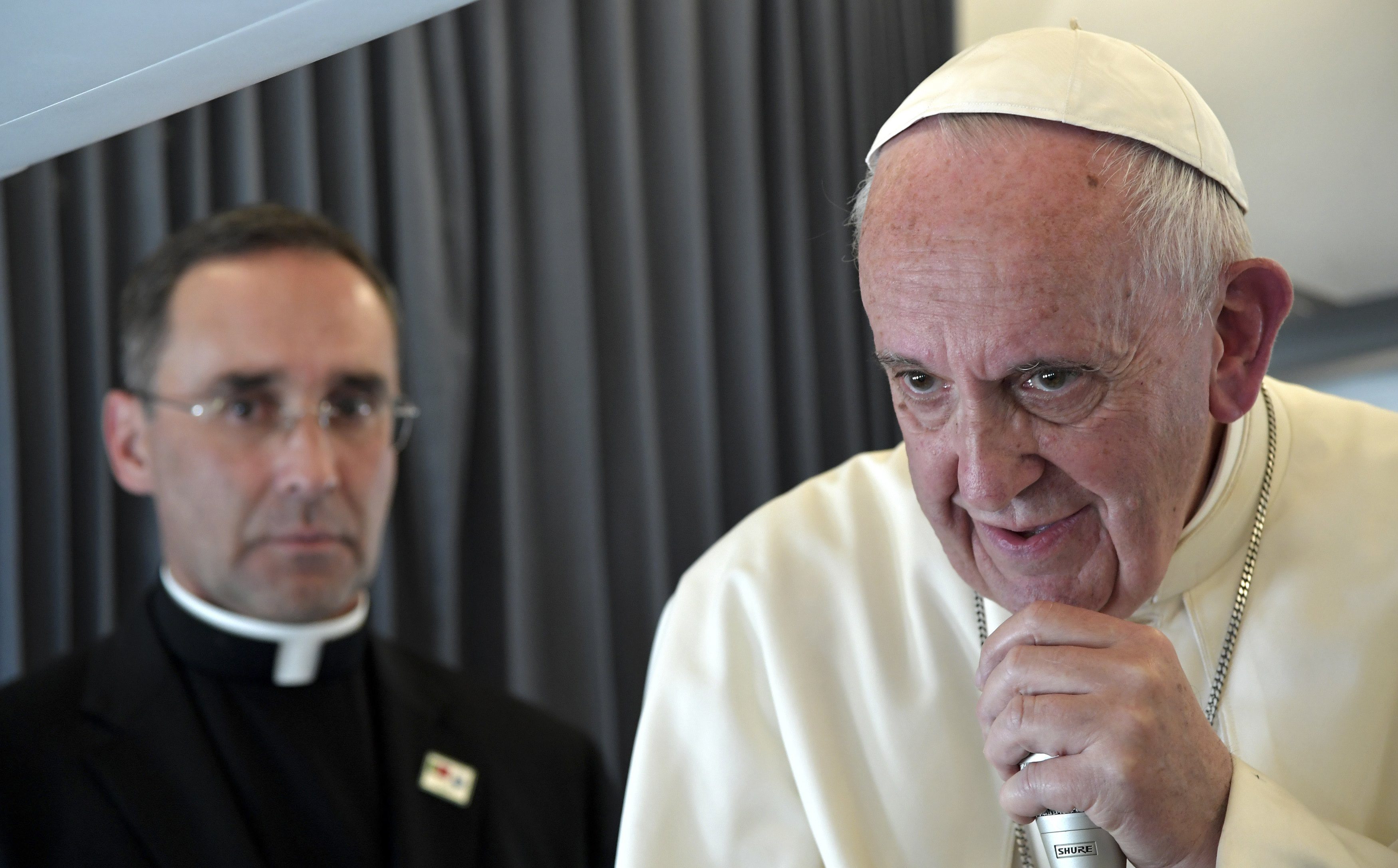 2017-05-13T183950Z_1801753384_UP1ED5D1FUD1R_RTRMADP_3_POPE-PORTUGAL-FATIMA