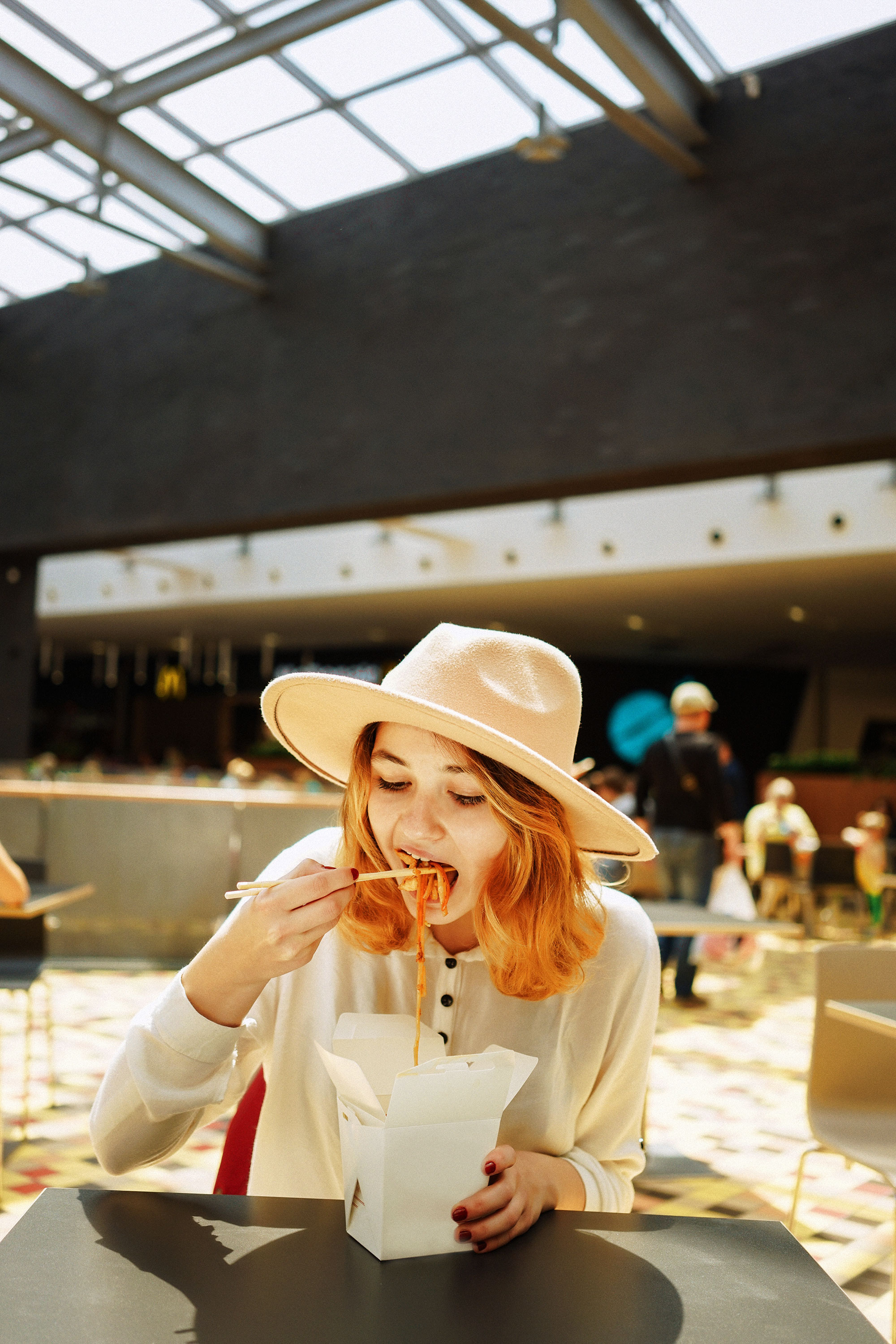 vecera_cover_iStock-538894112