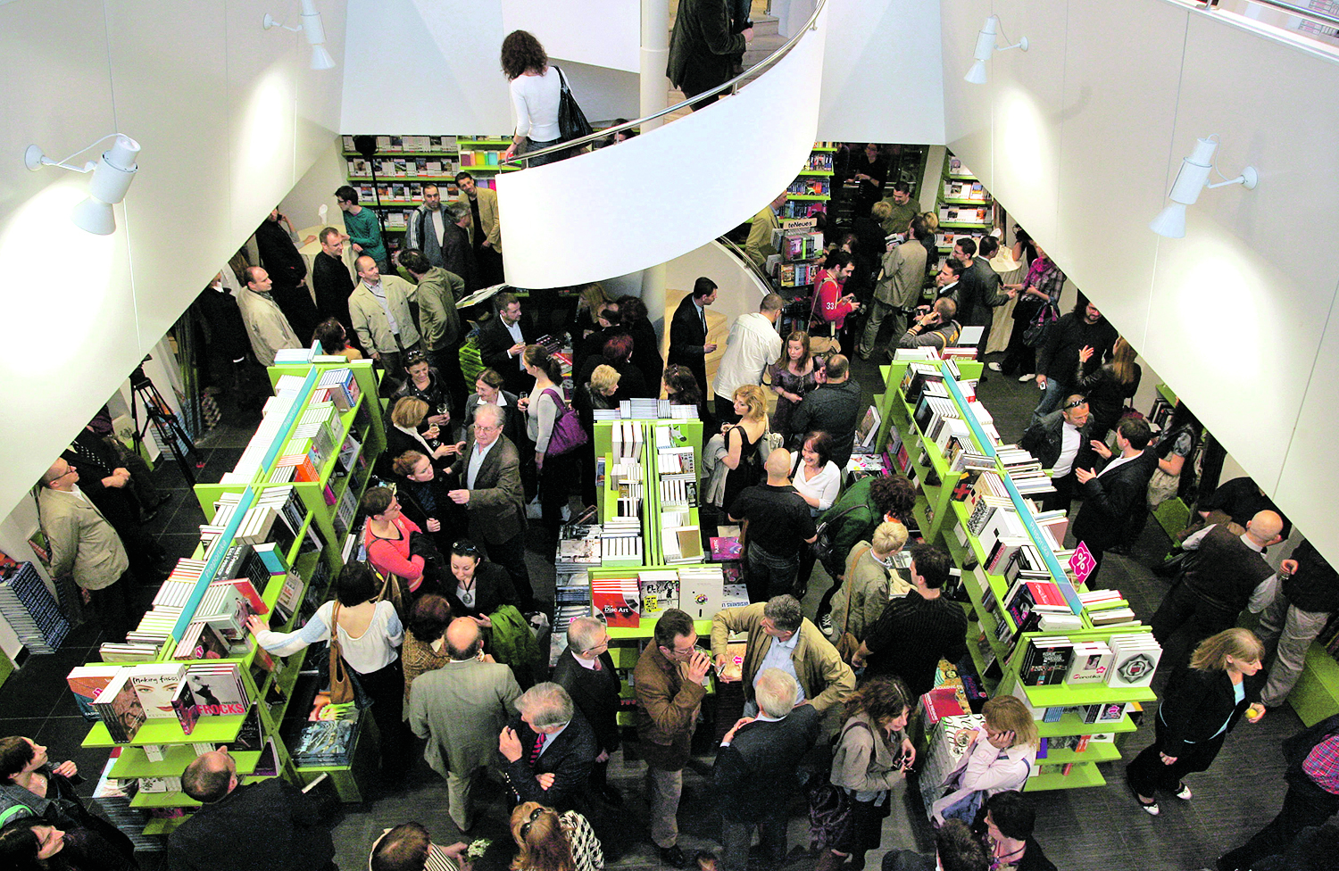 124941-160425-profil_otvorenje1-220409