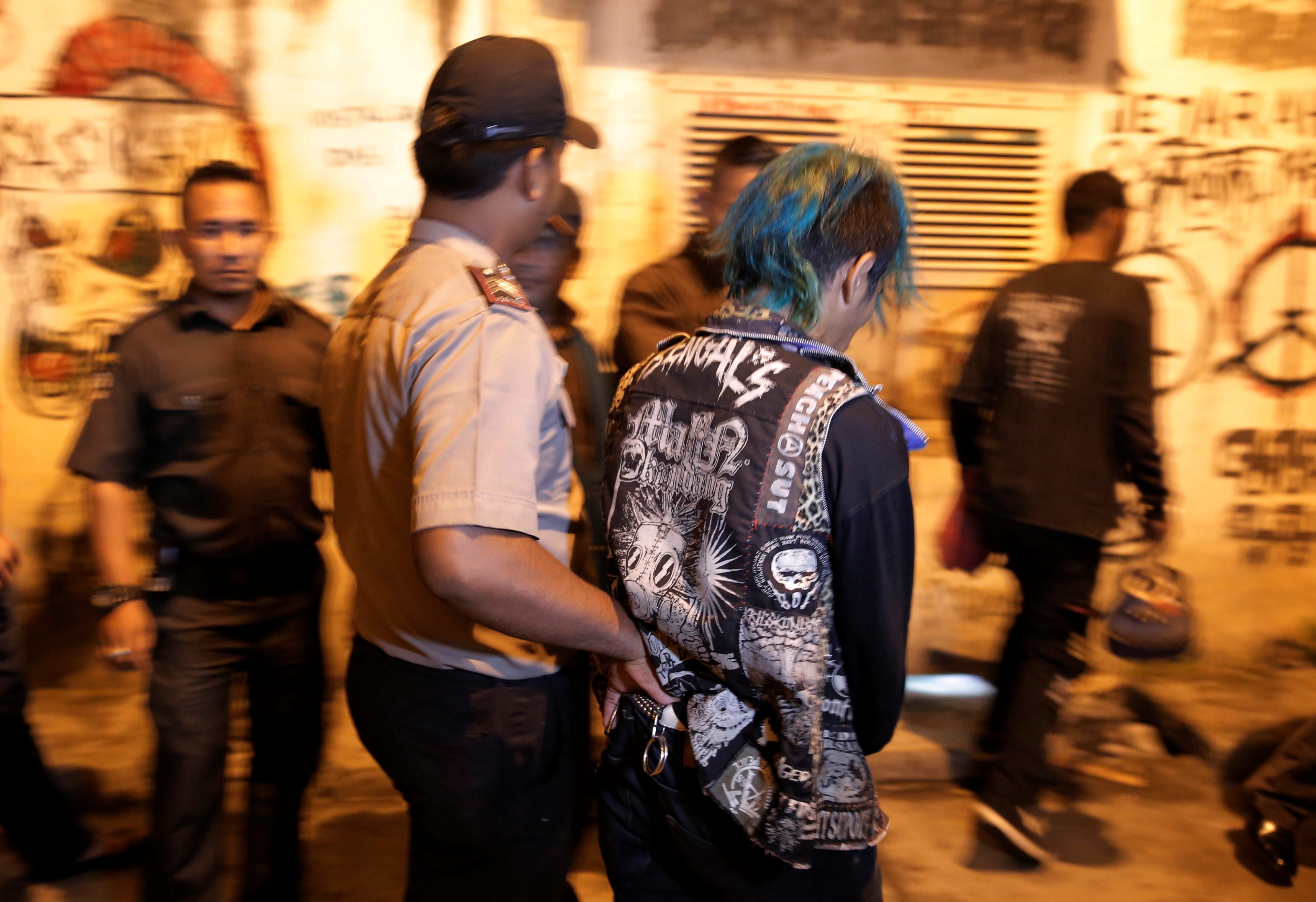 Državna i šerijatska policija provodi raciju u gradu Banda u Acehu