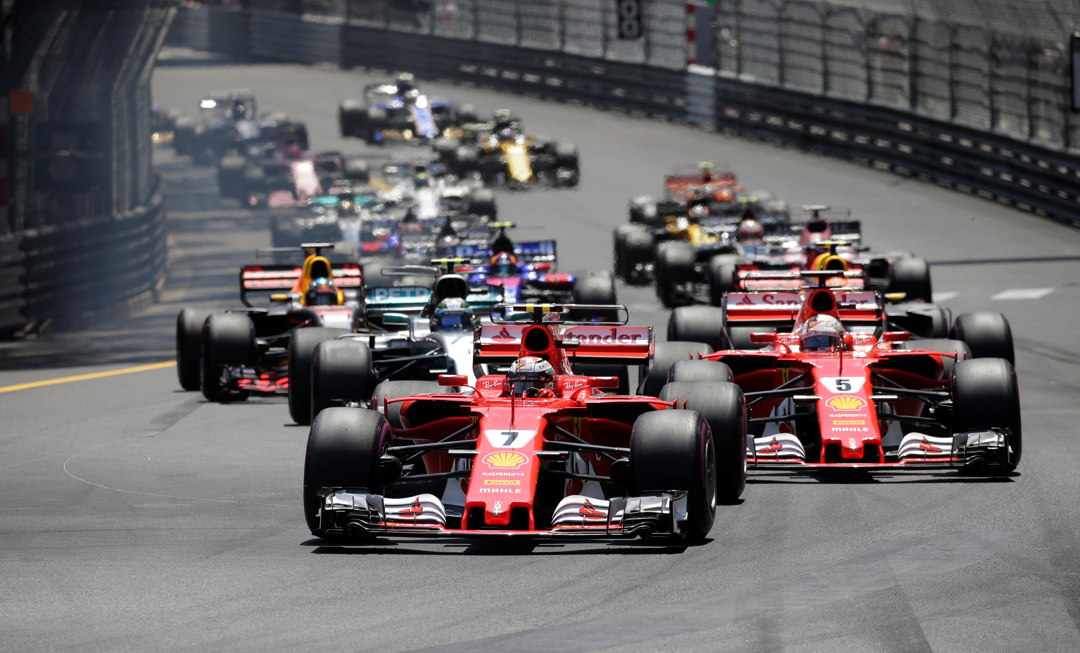 2017-05-28T121029Z_528922780_RC13DEFE0540_RTRMADP_3_MOTOR-F1-MONACO