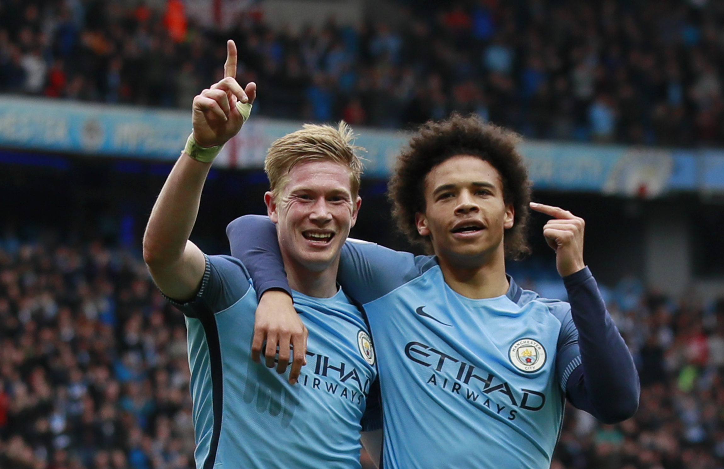 2017-05-06T124950Z_137076590_MT1ACI14789074_RTRMADP_3_SOCCER-ENGLAND-MCI-CRY
