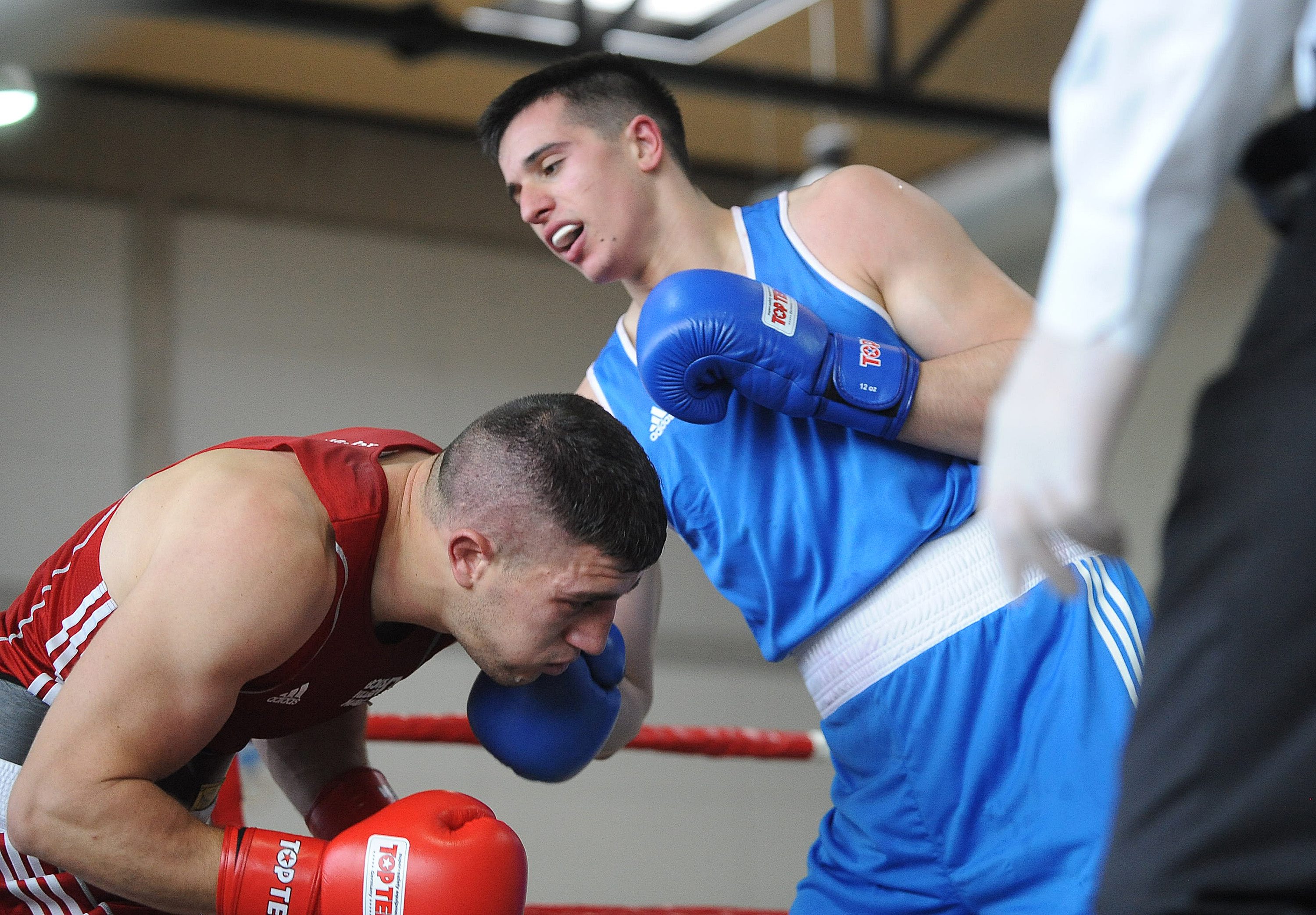 Marin Mindoljević (crveni) - Marko Milun (plavi)