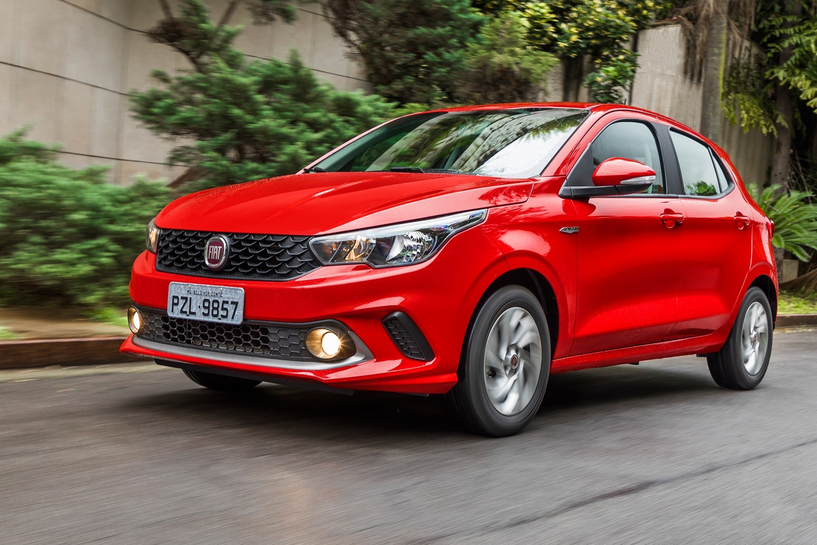 fiat-argo-finally-gets-detailed-there-s-a-mopar-hot-hatch-version_1