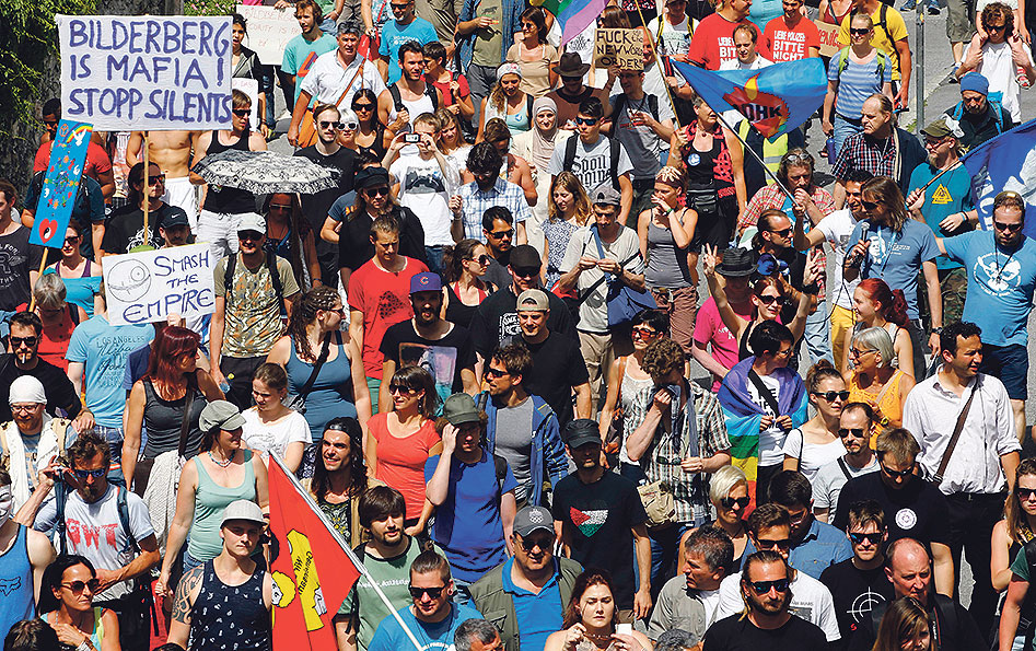 Sva su okupljanja skupine proteklih godina bila praćena velikim prosvjedima, no ove su godine sudionici na izdvojenome mjestu 
