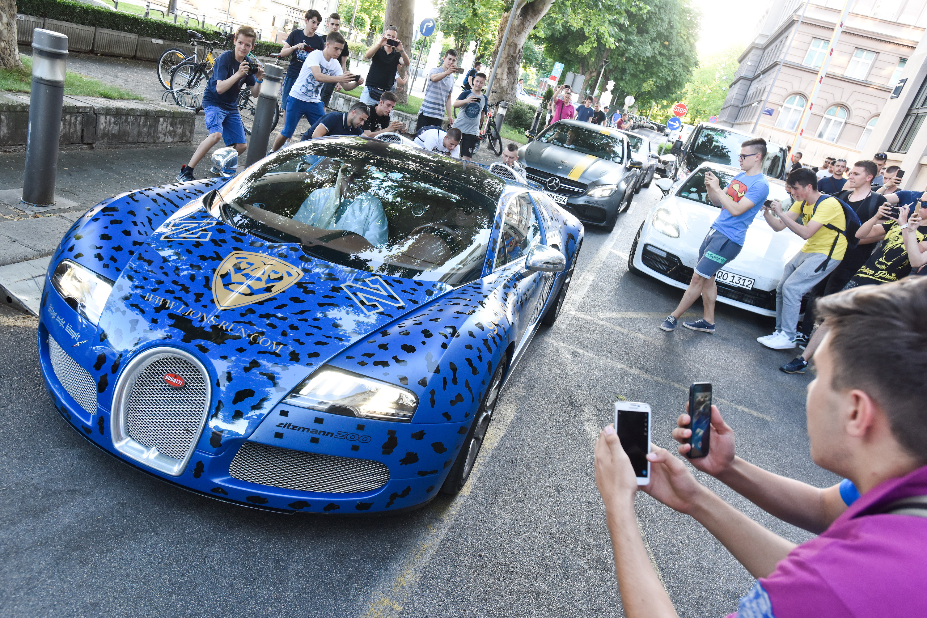 rally_lions_run-19-100617