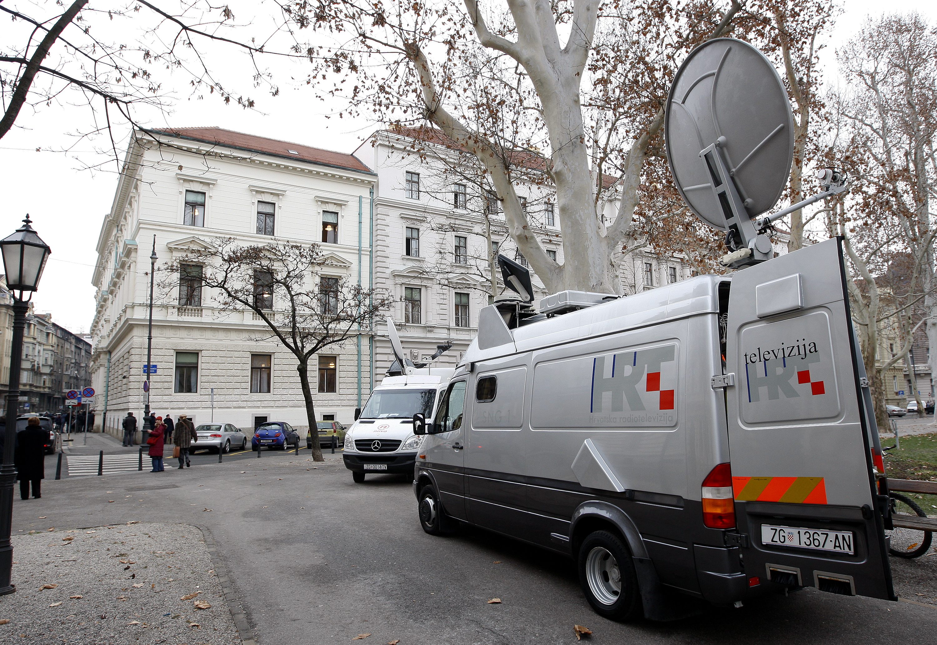 Ilustracija: reportažna kola HRT-a