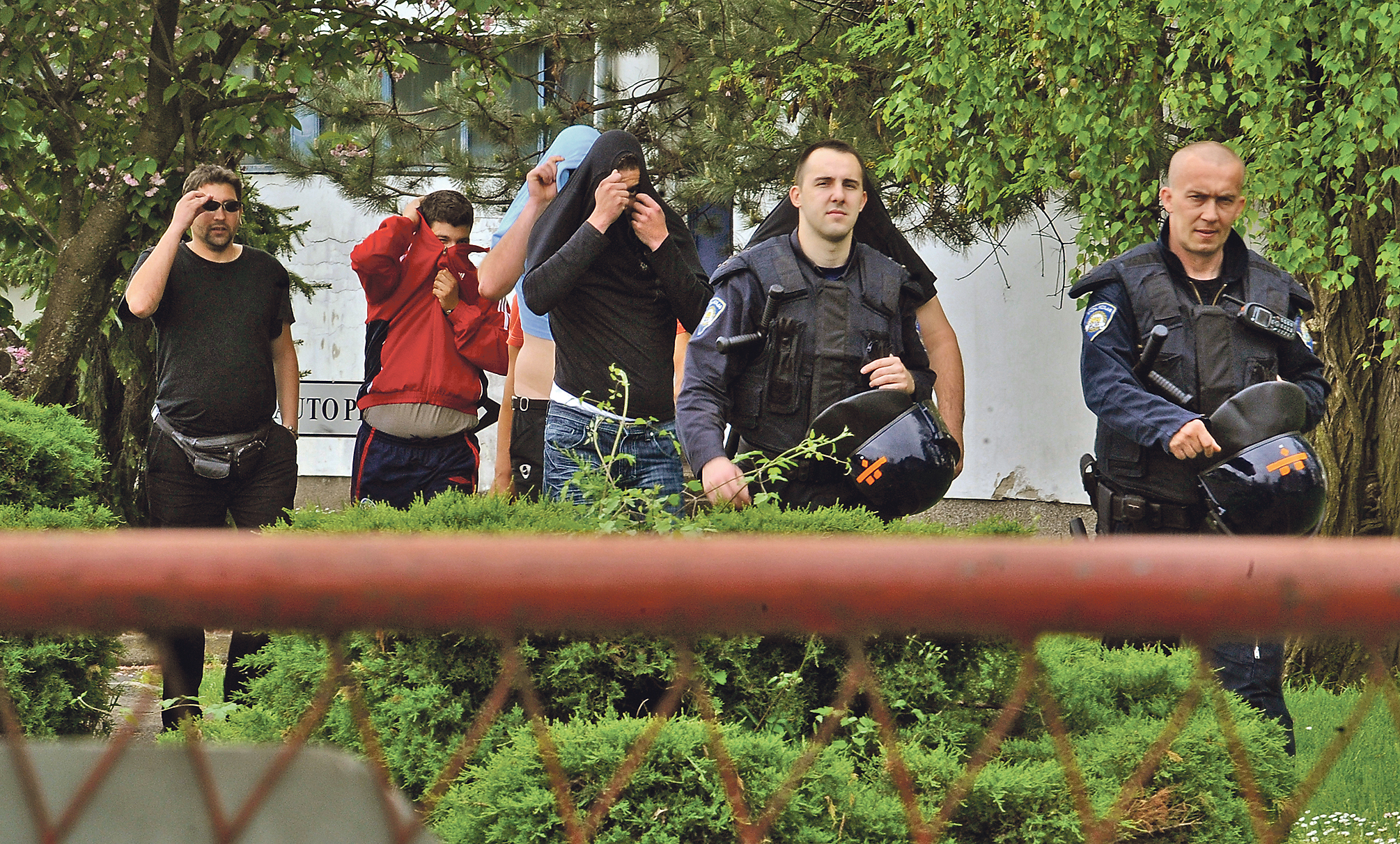 129318-166283-navijaci_sud3