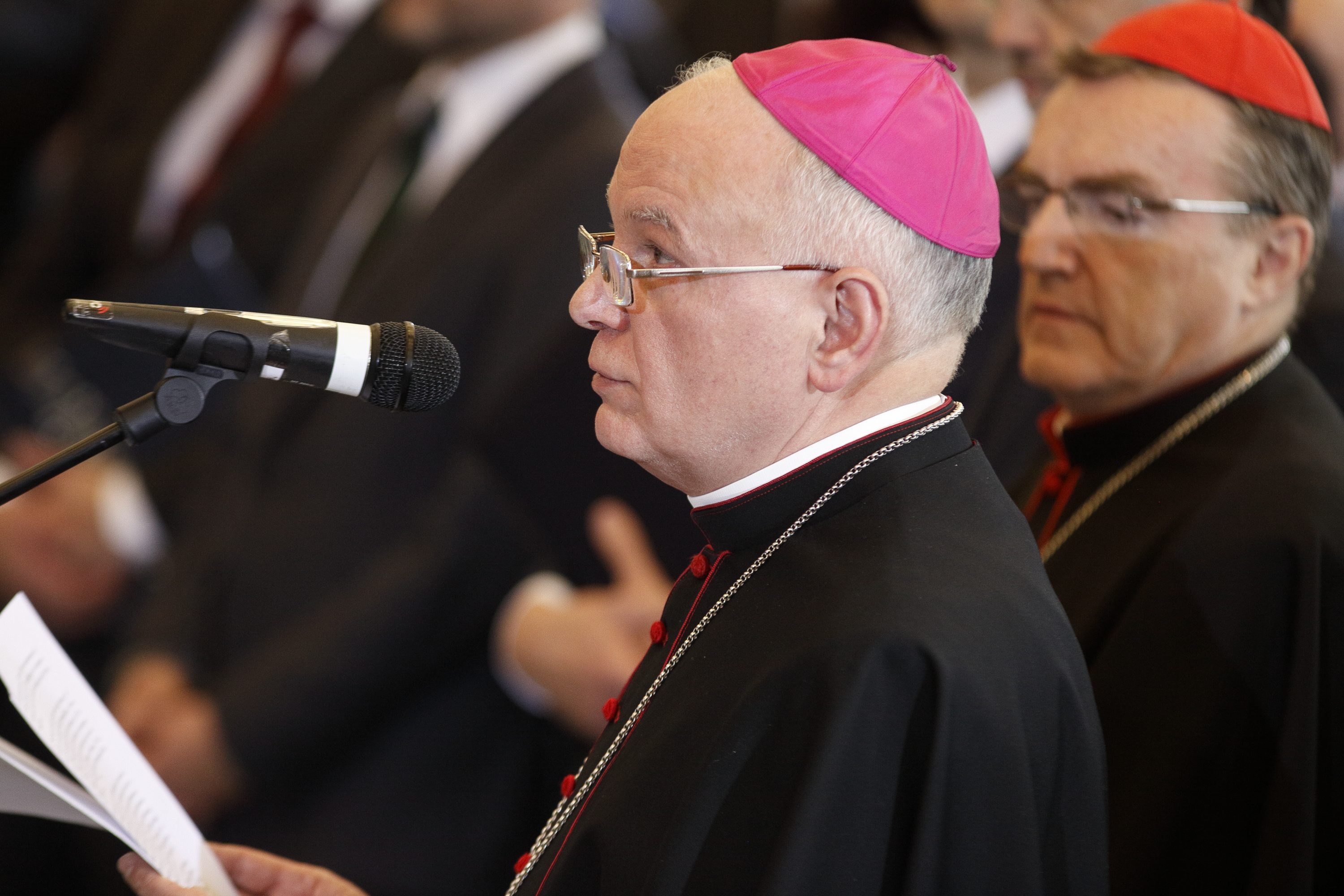 Apostolski nuncij Alessandro D'Errico