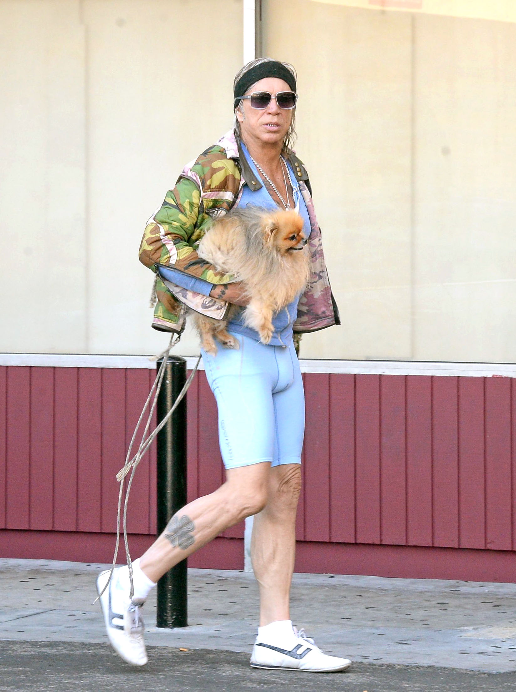 x17_mickey_rourke_gym_exc_062817_02