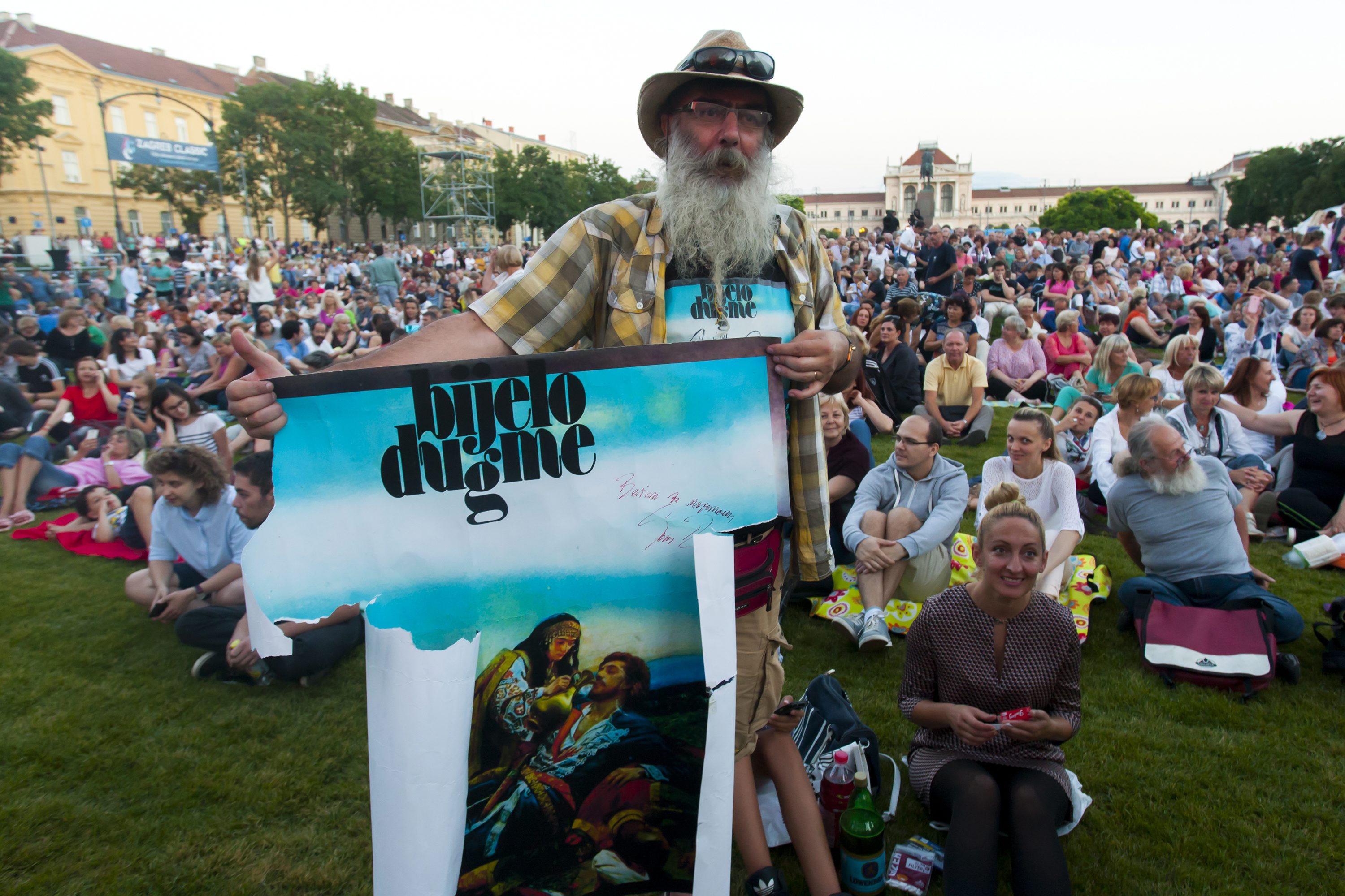 Koncert Zagrebačke filharmonije i Gorana Bregovića 'Tri pisma iz Sarajeva' pod ravnanjem maestra Krešimira Batinića