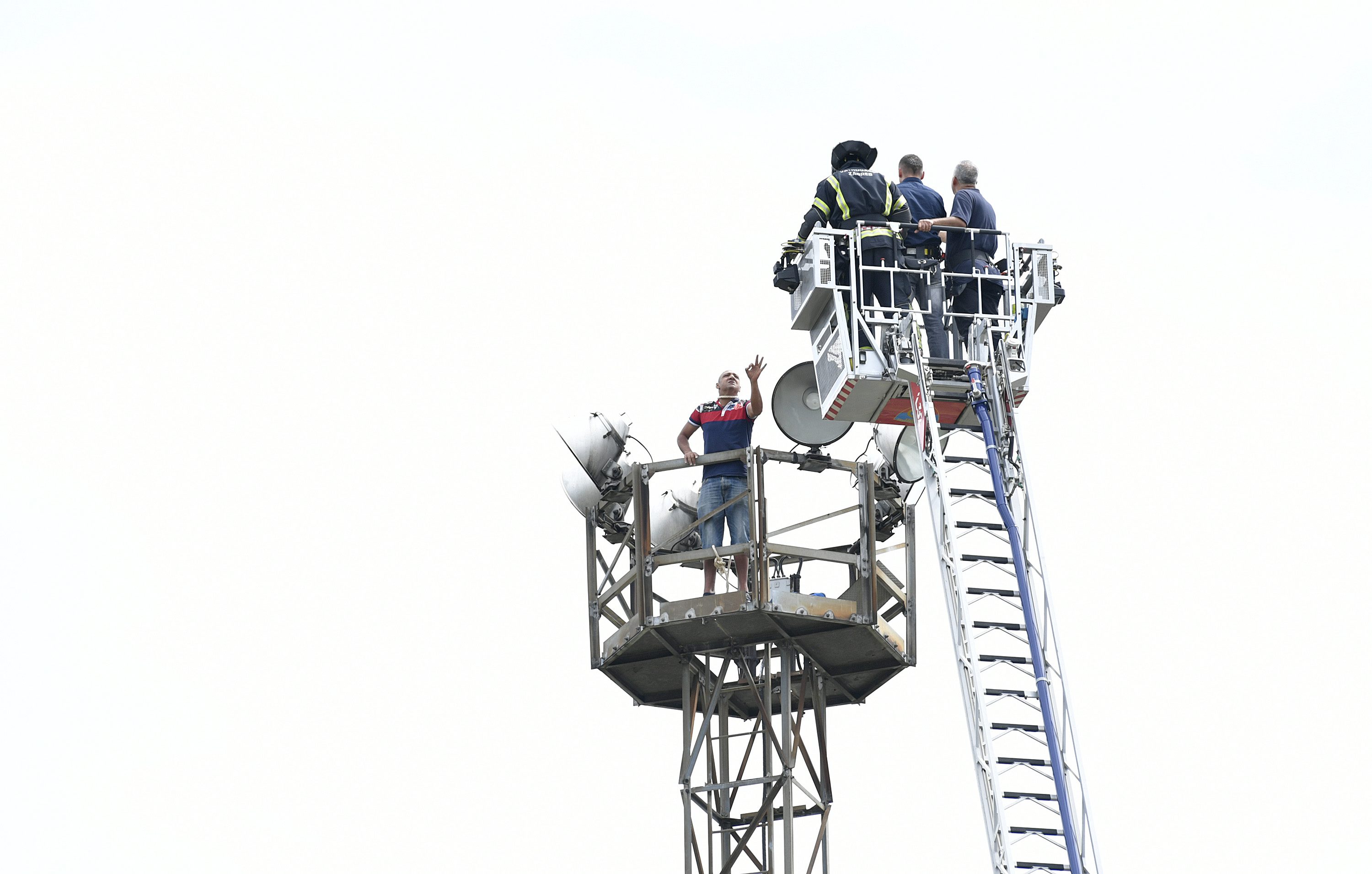 azilant_porin24-140717