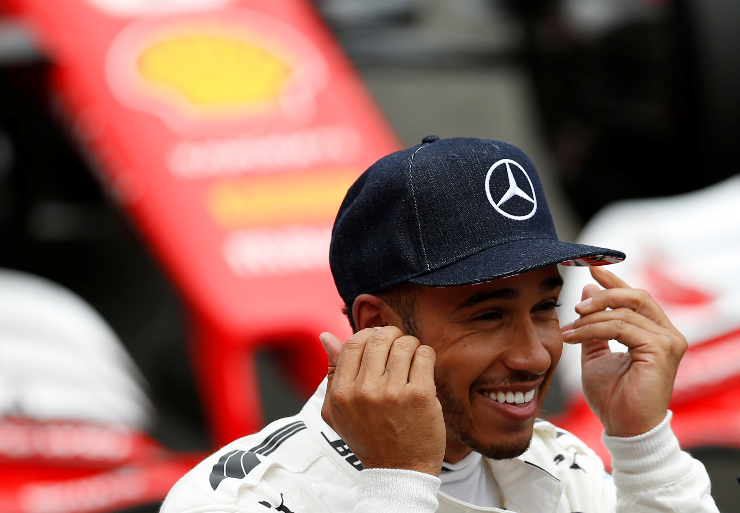 2017-07-15T133536Z_865142398_RC1CB8C593B0_RTRMADP_3_MOTOR-F1-BRITAIN